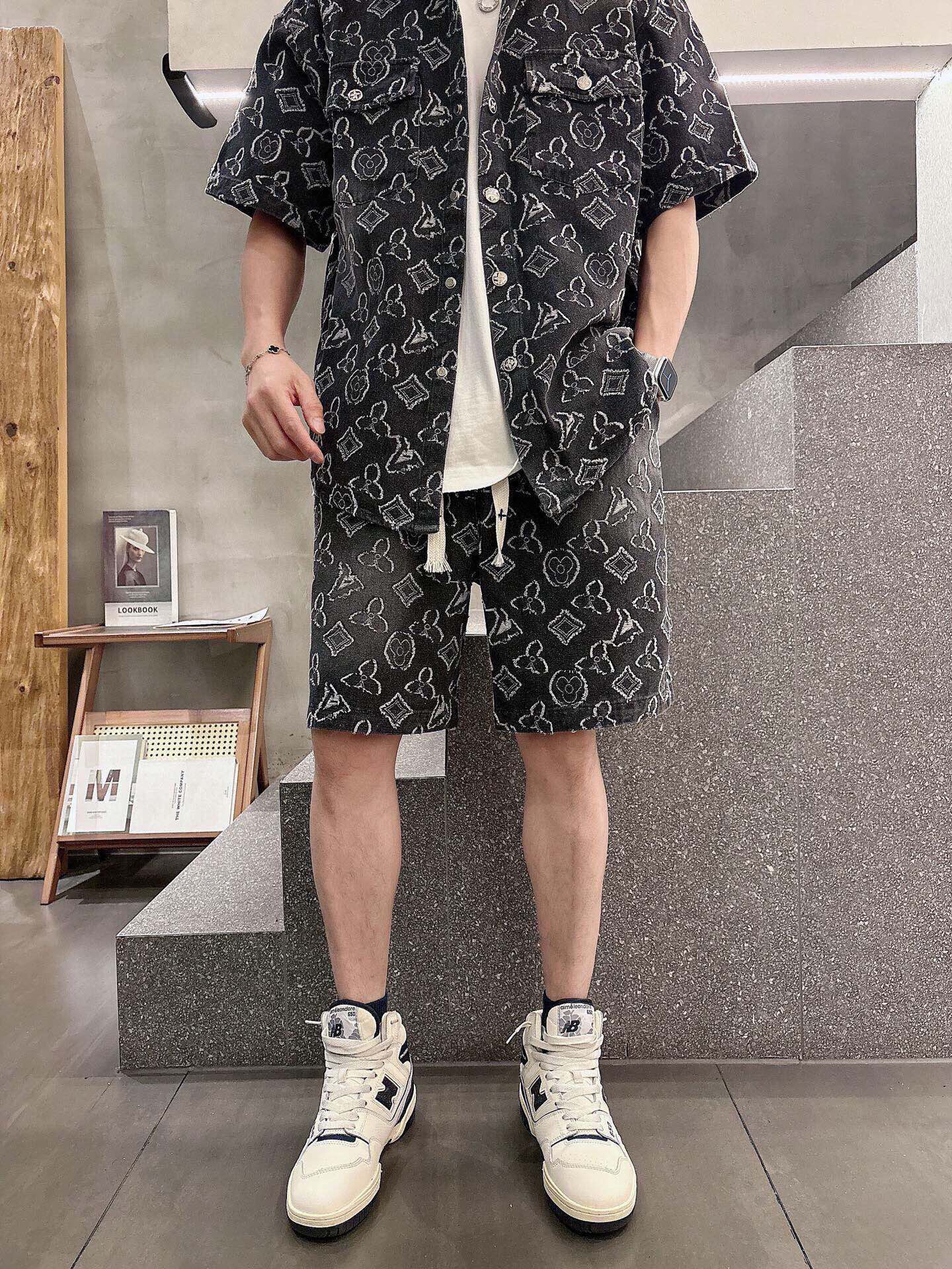 LuxluxHouse Best Quality Clothes T-shirt Louis Vuitton