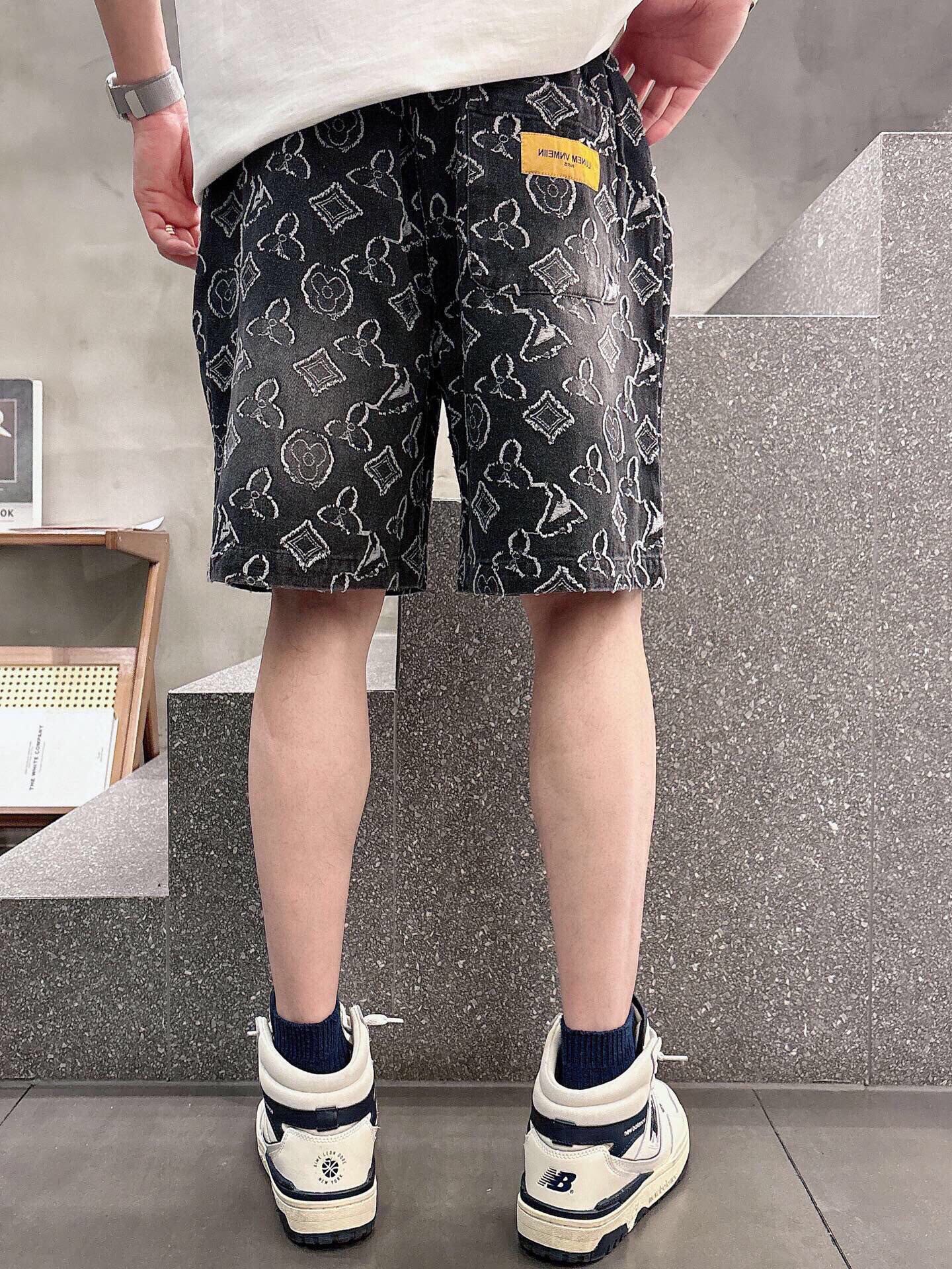 LuxluxHouse Best Quality Clothes T-shirt Louis Vuitton