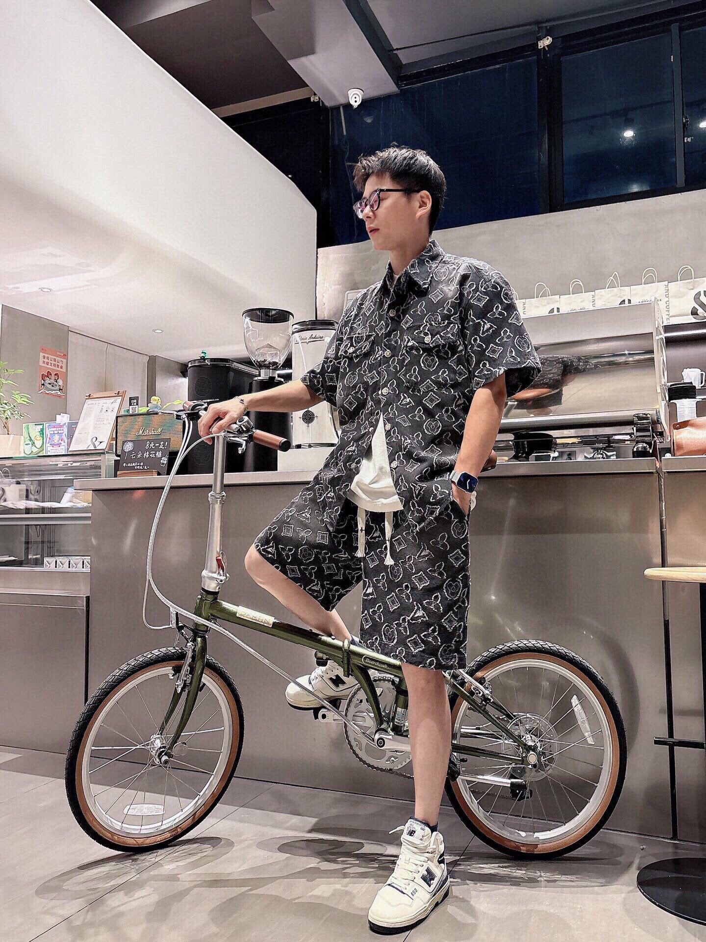 LuxluxHouse Best Quality Clothes T-shirt Louis Vuitton