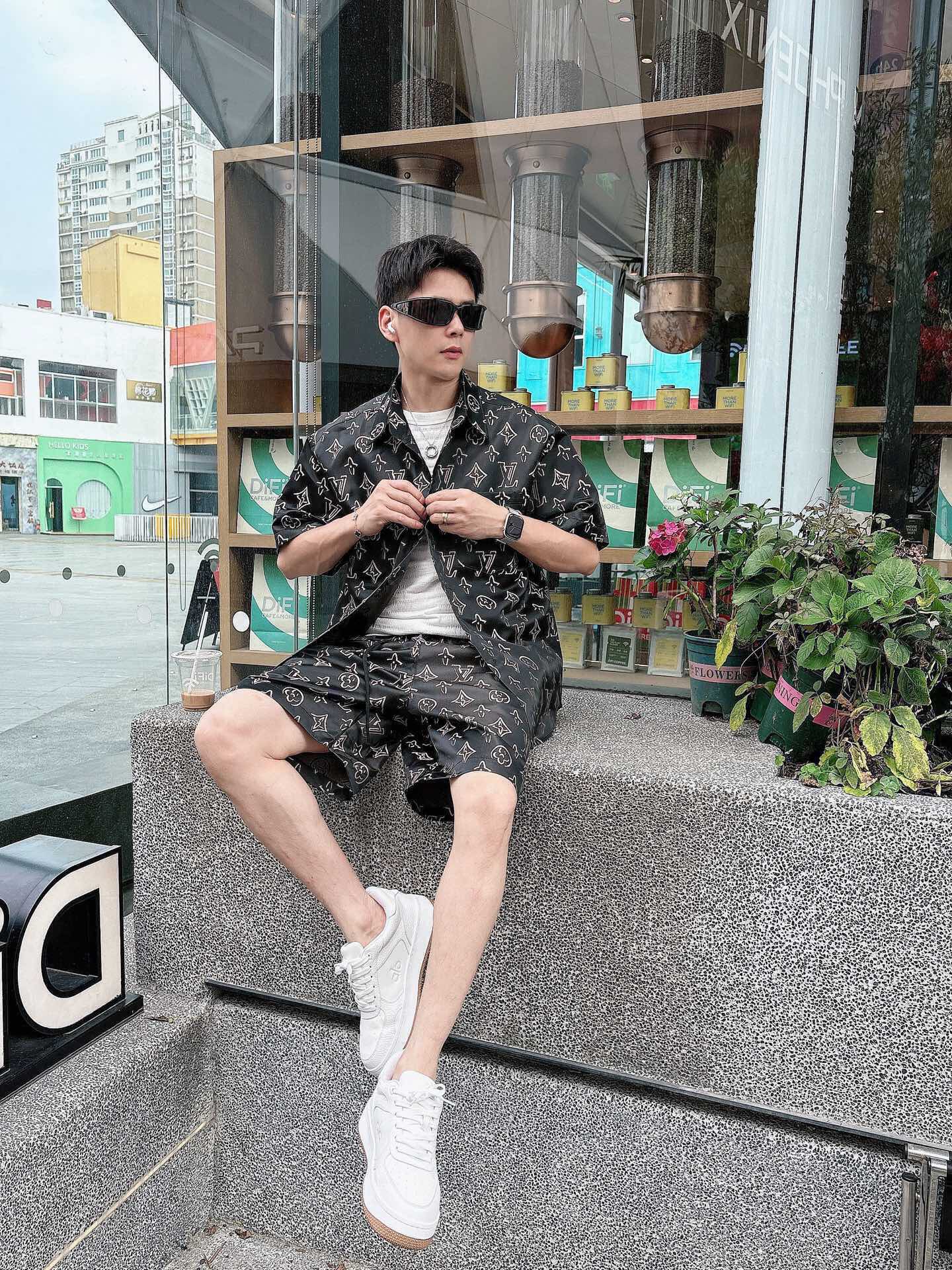 LuxluxHouse Best Quality Clothes T-shirt Louis Vuitton