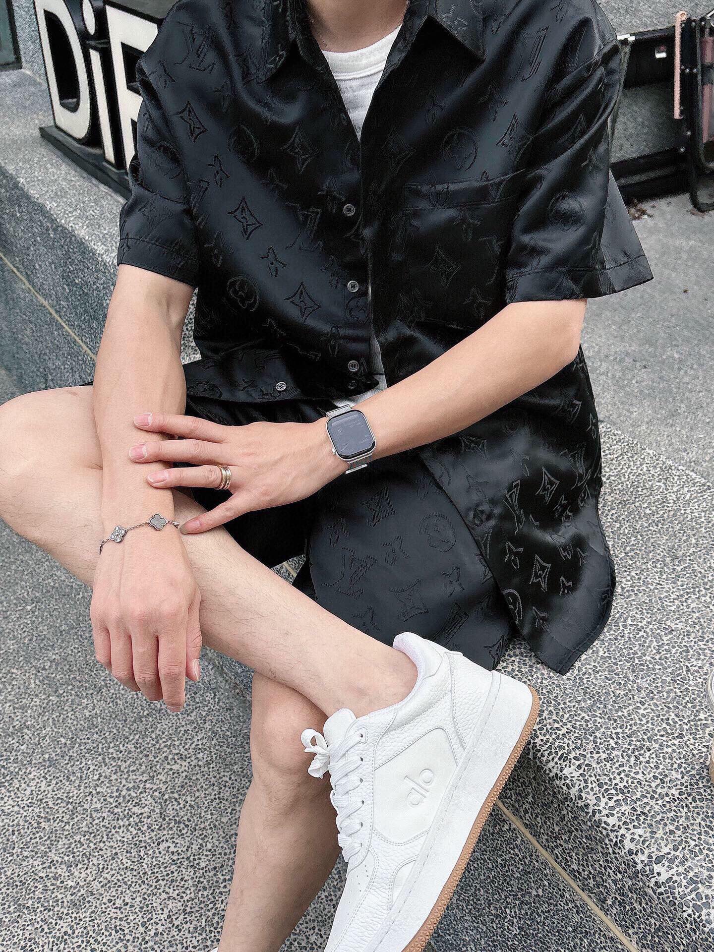 LuxluxHouse Best Quality Clothes T-shirt Louis Vuitton