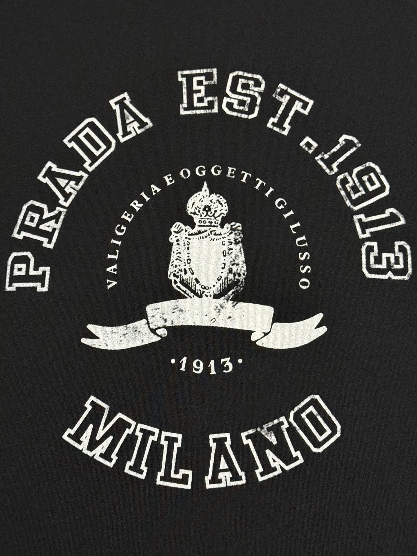 LuxluxHouse Best Quality Clothes T-shirt Prada