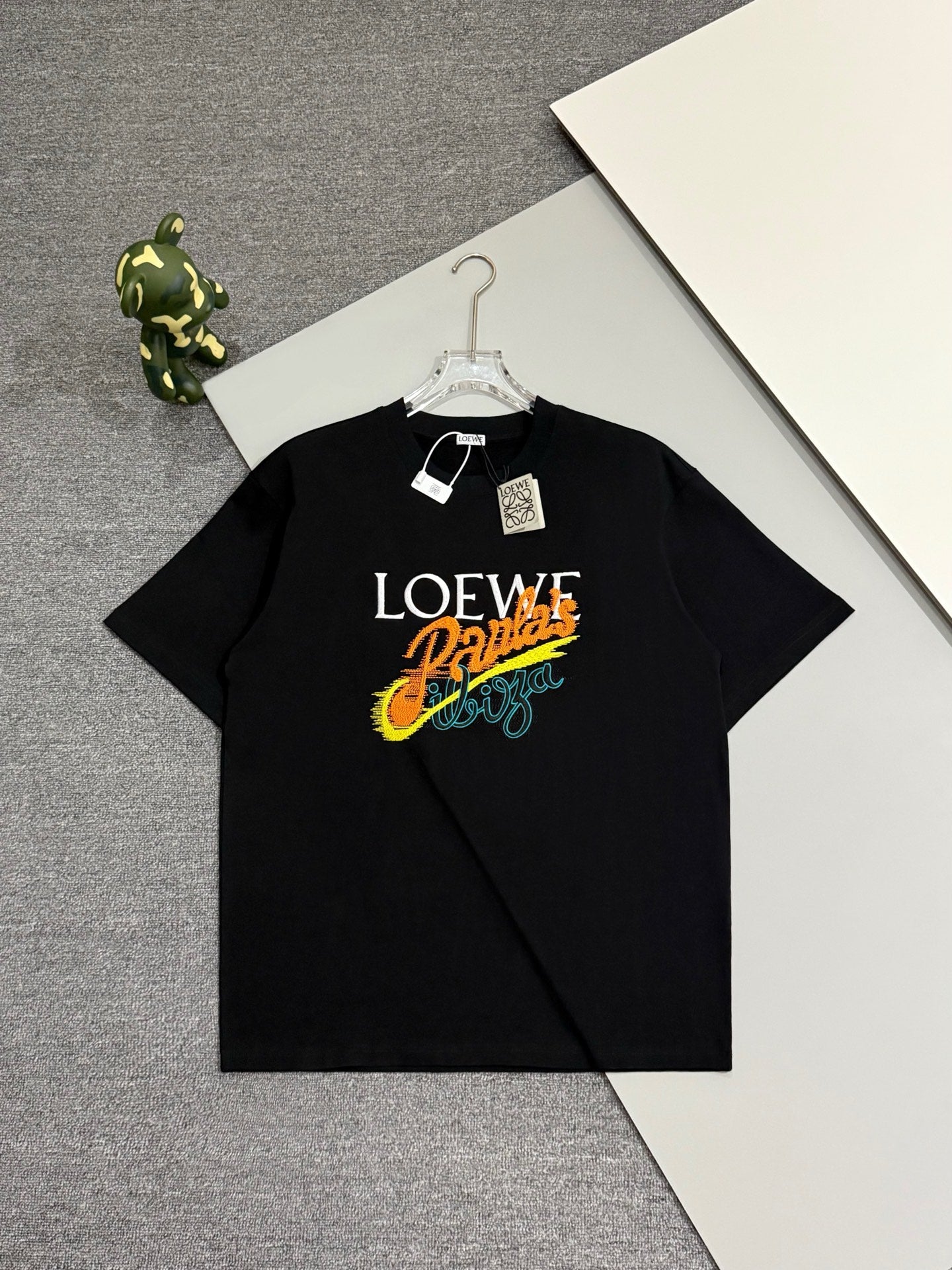LuxluxHouse Best Quality Clothes T-shirt Loewe