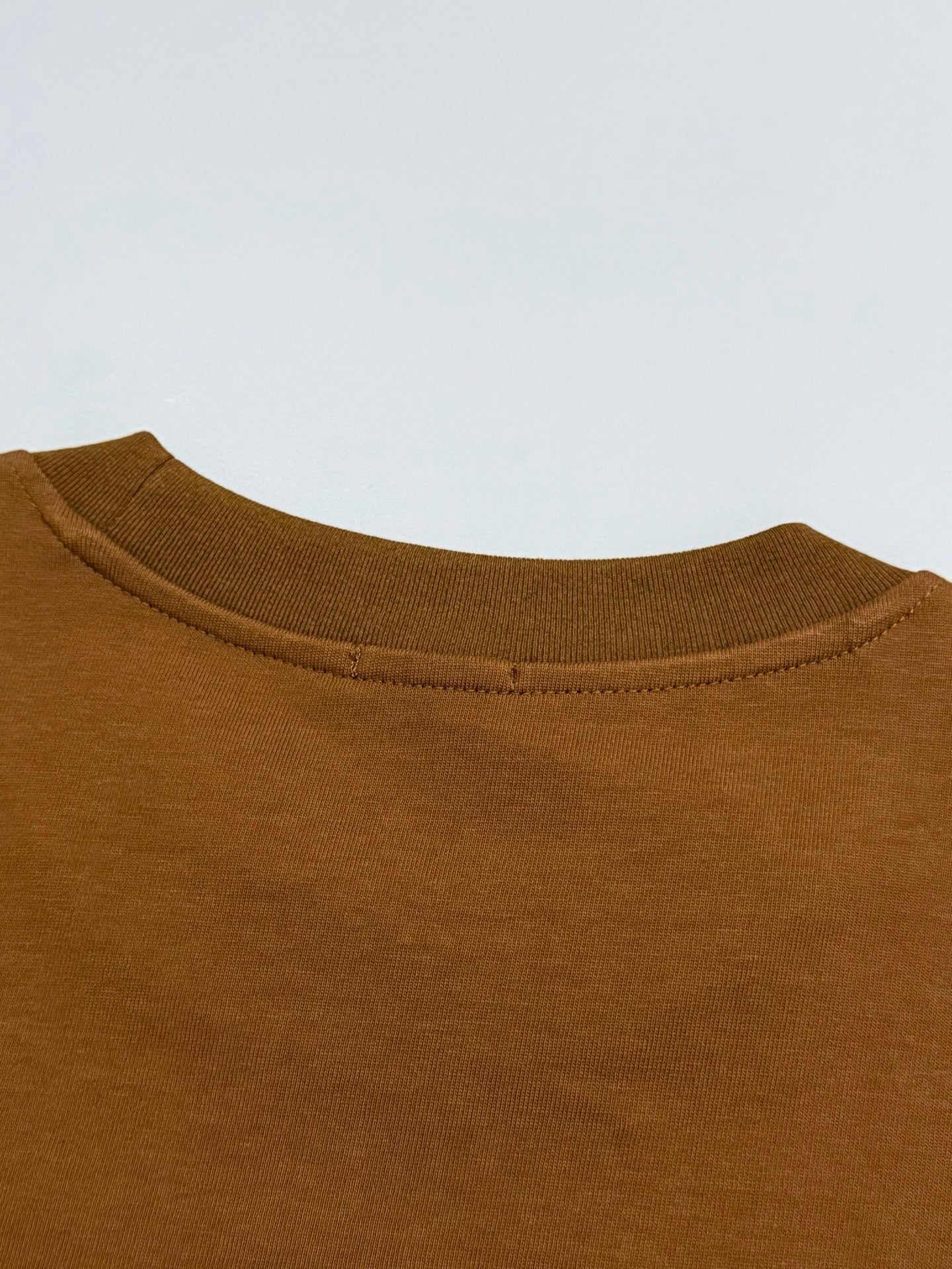 LuxluxHouse Best Quality Clothes T-shirt Loewe