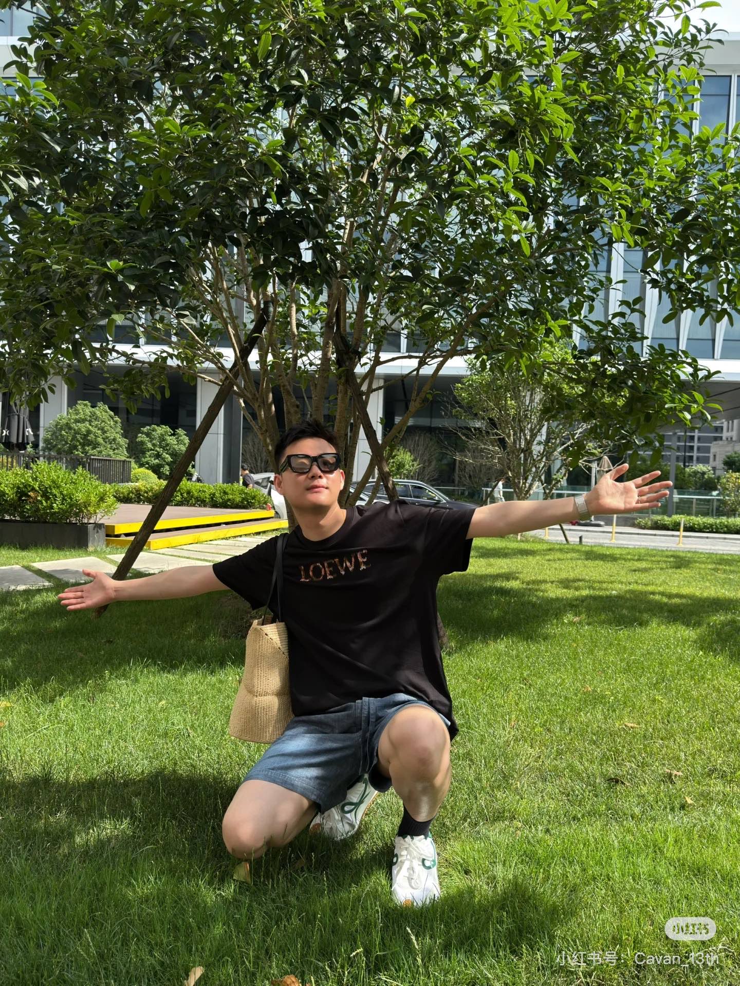 LuxluxHouse Best Quality Clothes T-shirt Loewe