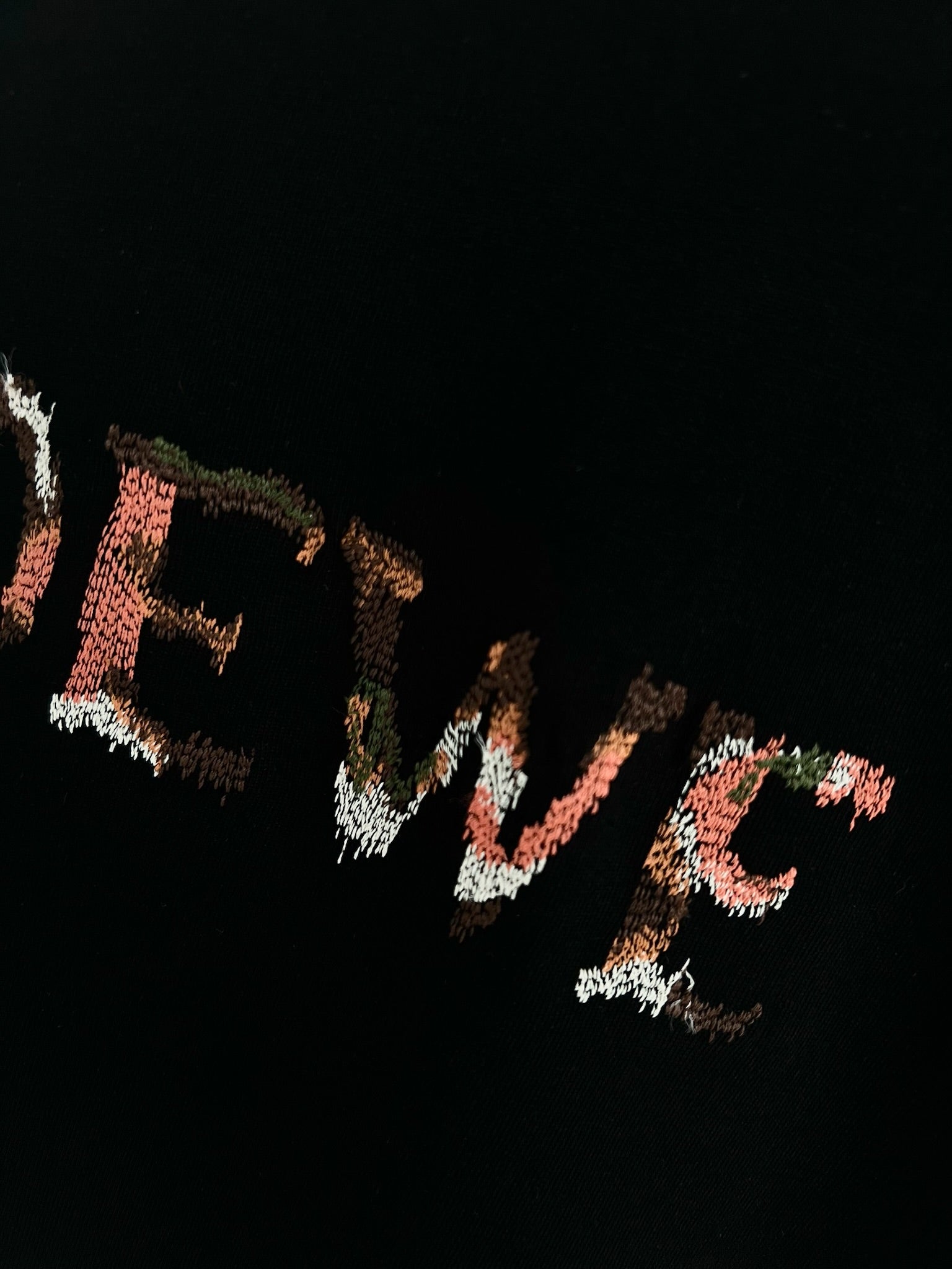 LuxluxHouse Best Quality Clothes T-shirt Loewe