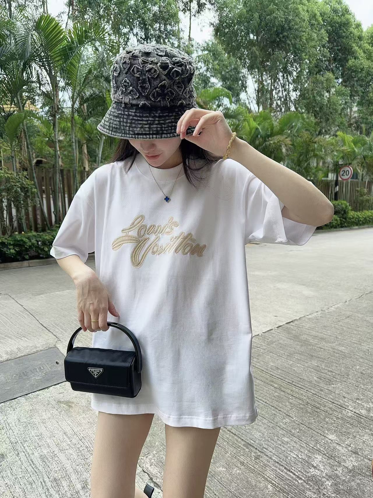 LuxluxHouse Best Quality Clothes T-shirt Louis Vuitton