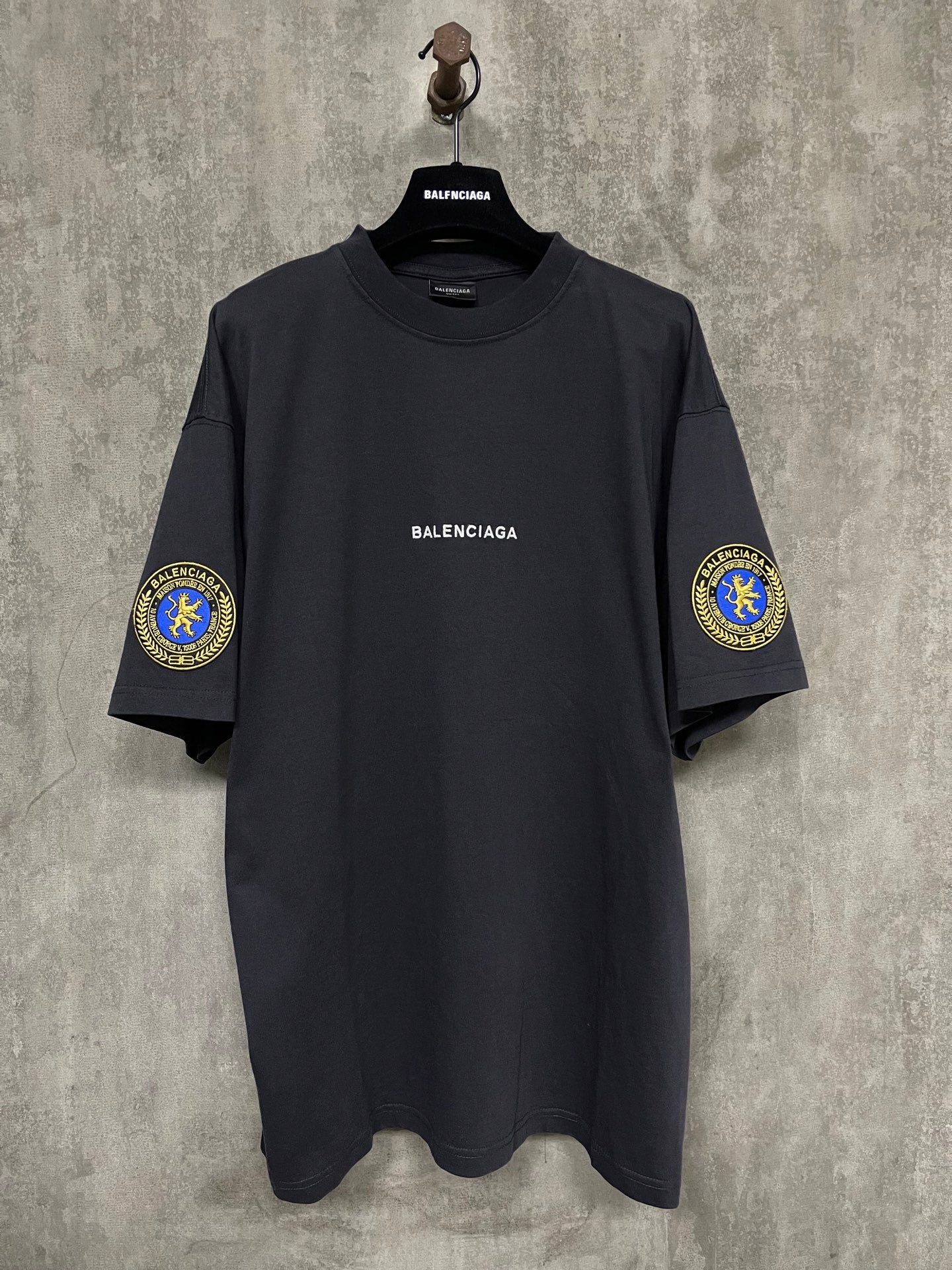 LuxluxHouse Best Quality Clothes Balenciaga T-shirt