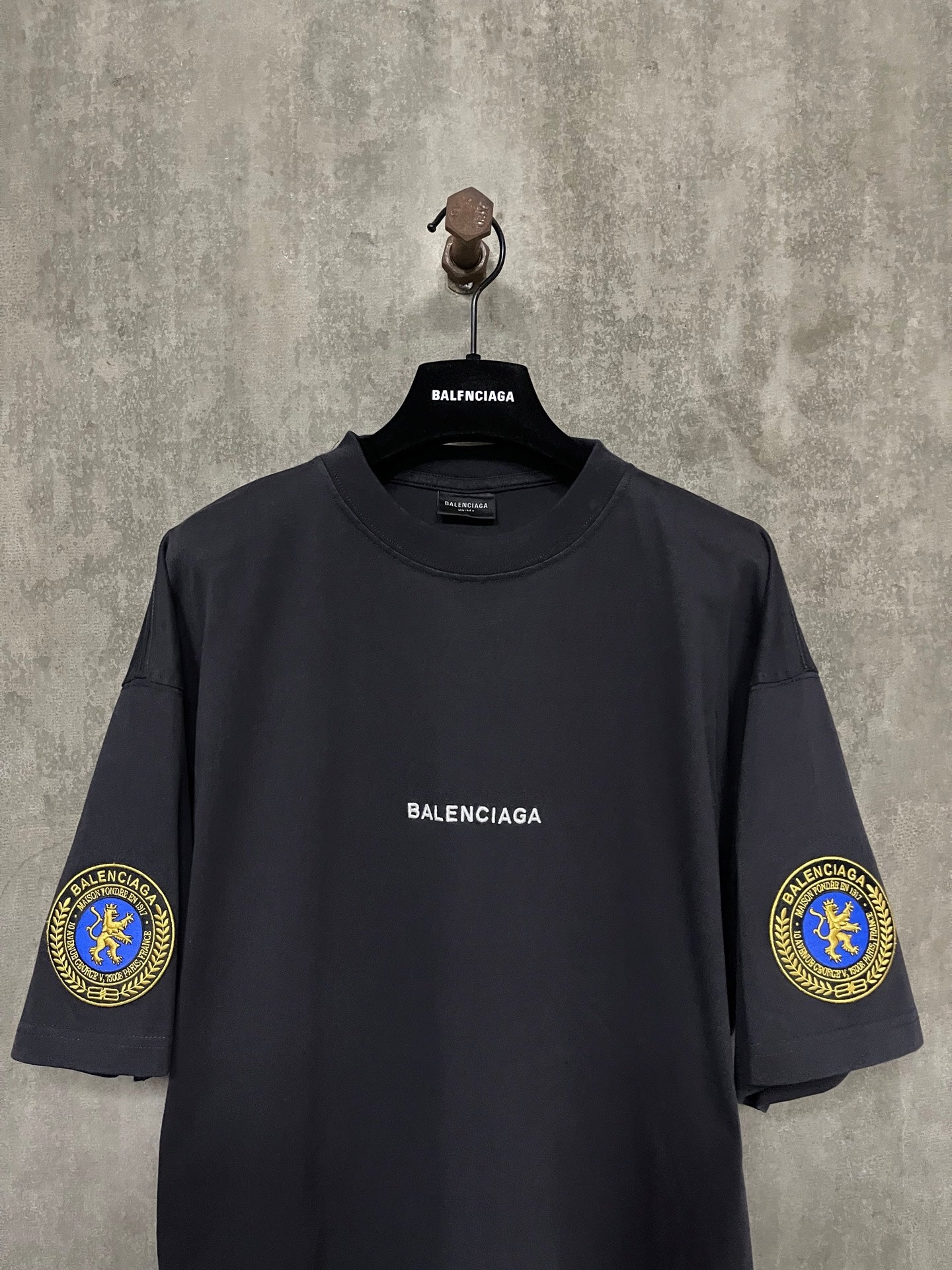 LuxluxHouse Best Quality Clothes Balenciaga T-shirt