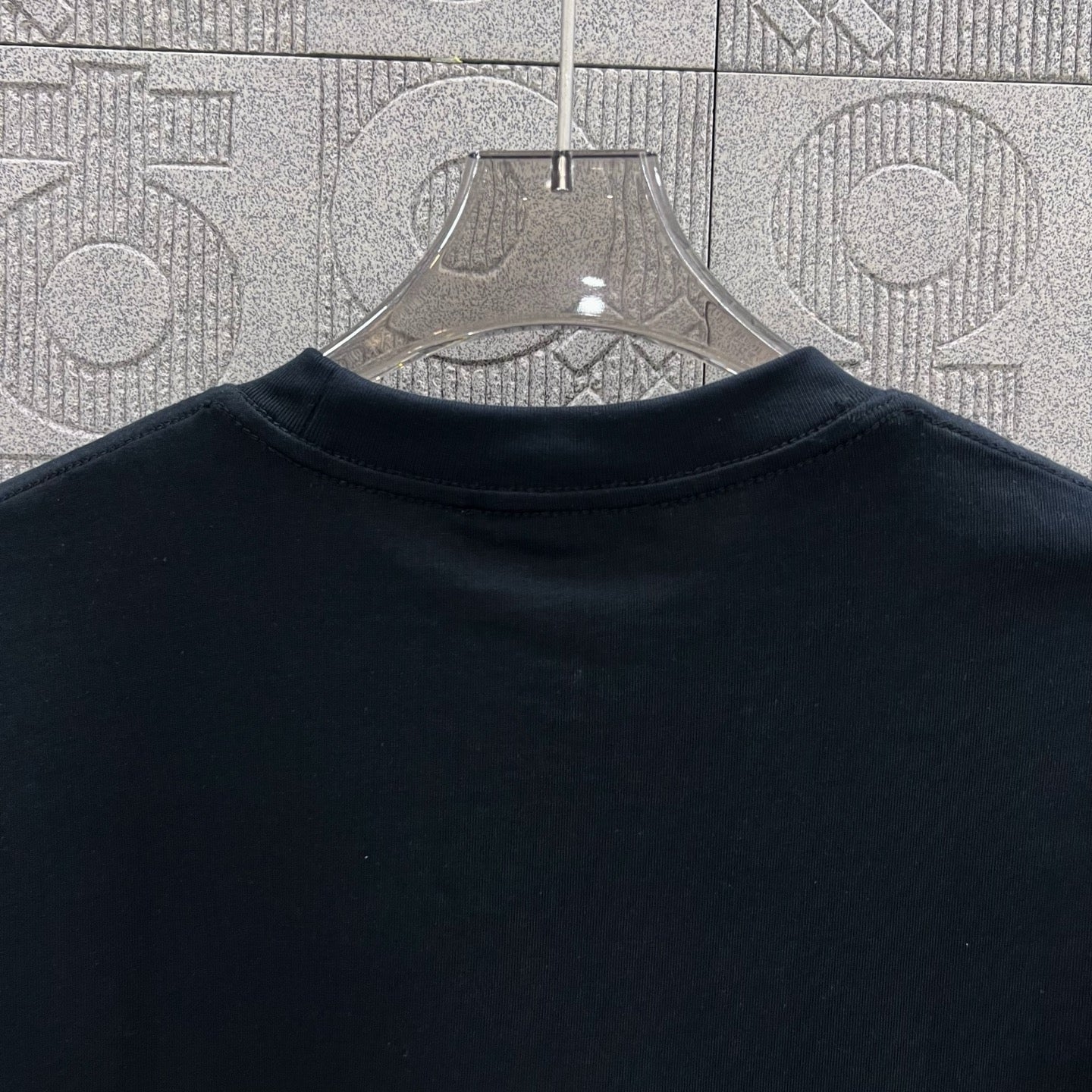 LuxluxHouse Best Quality Clothes T-shirt Prada