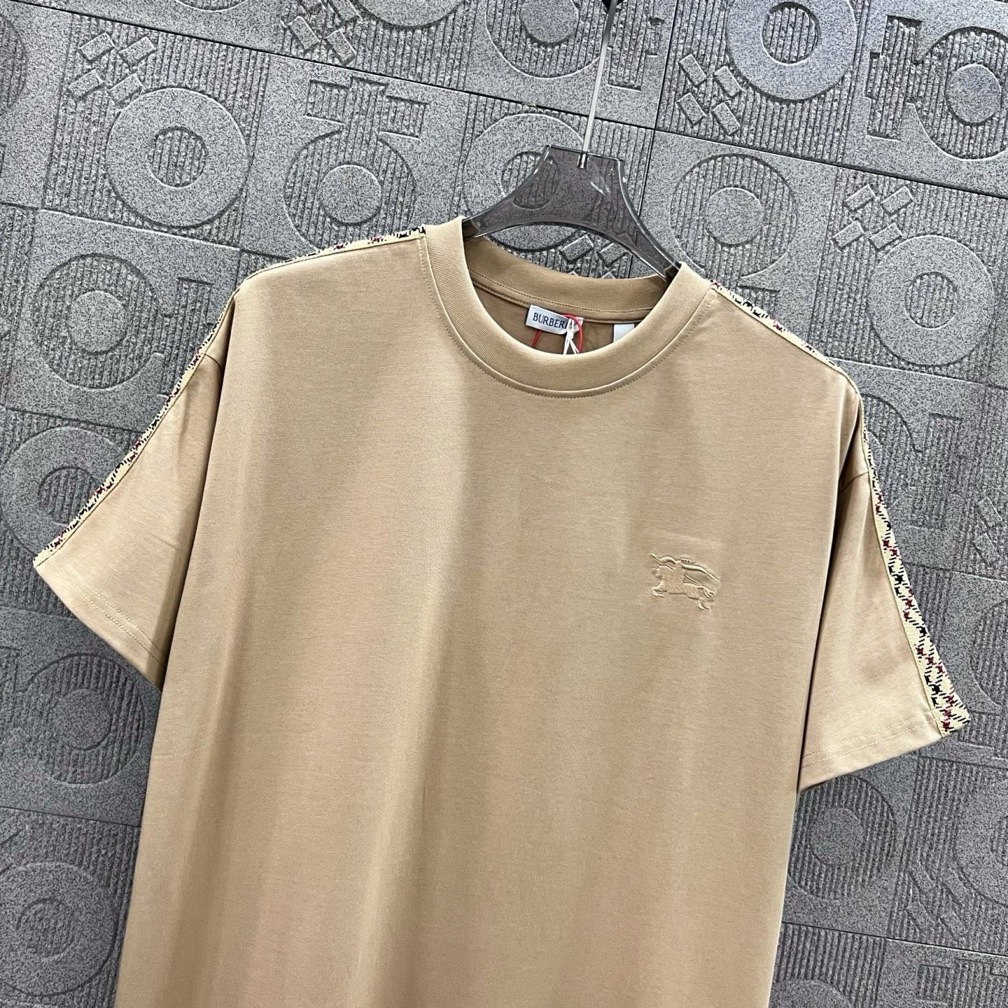 LuxluxHouse Best Quality Clothes Burberry T-shirt