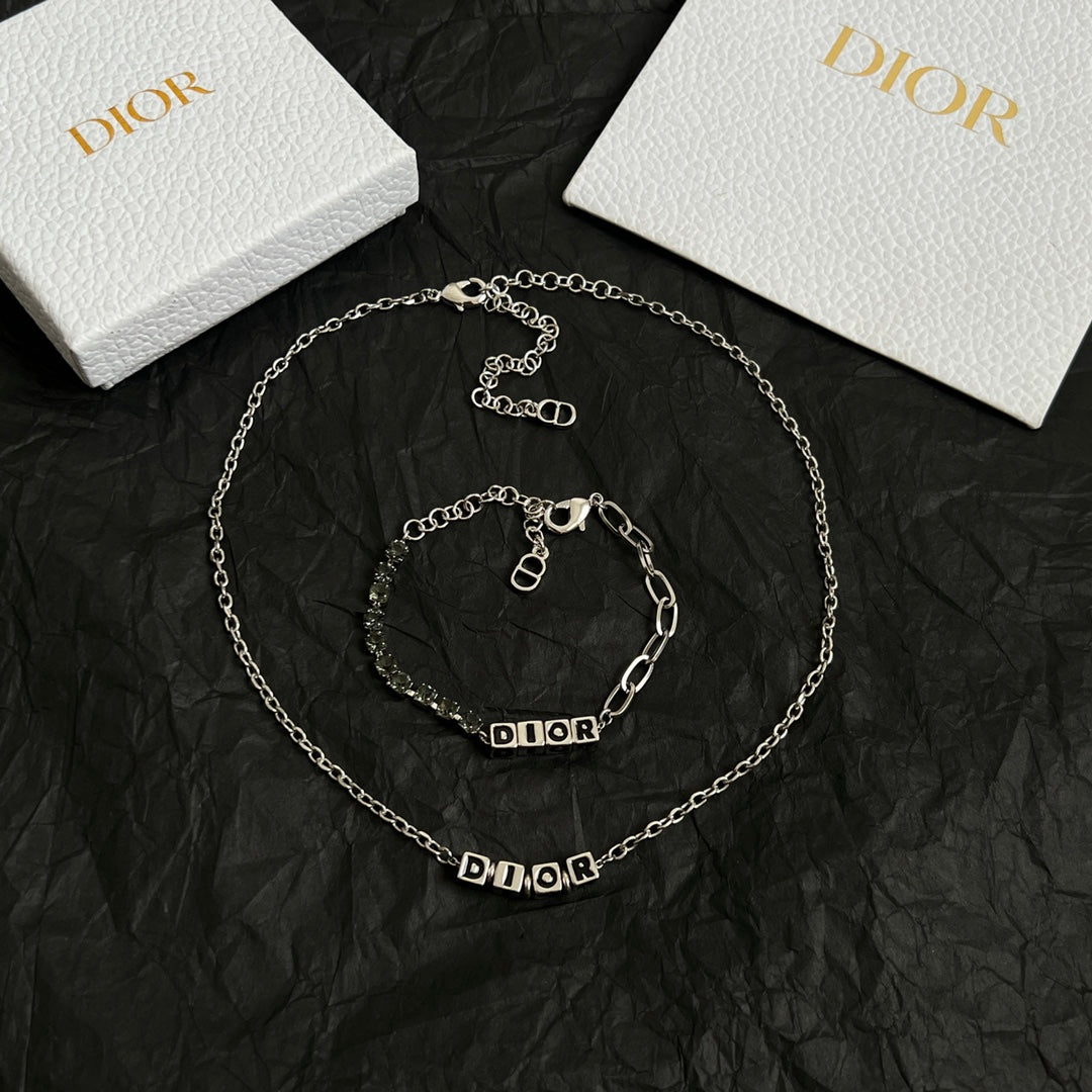 LuxluxHouse Best Quality Accessories Necklace Dior