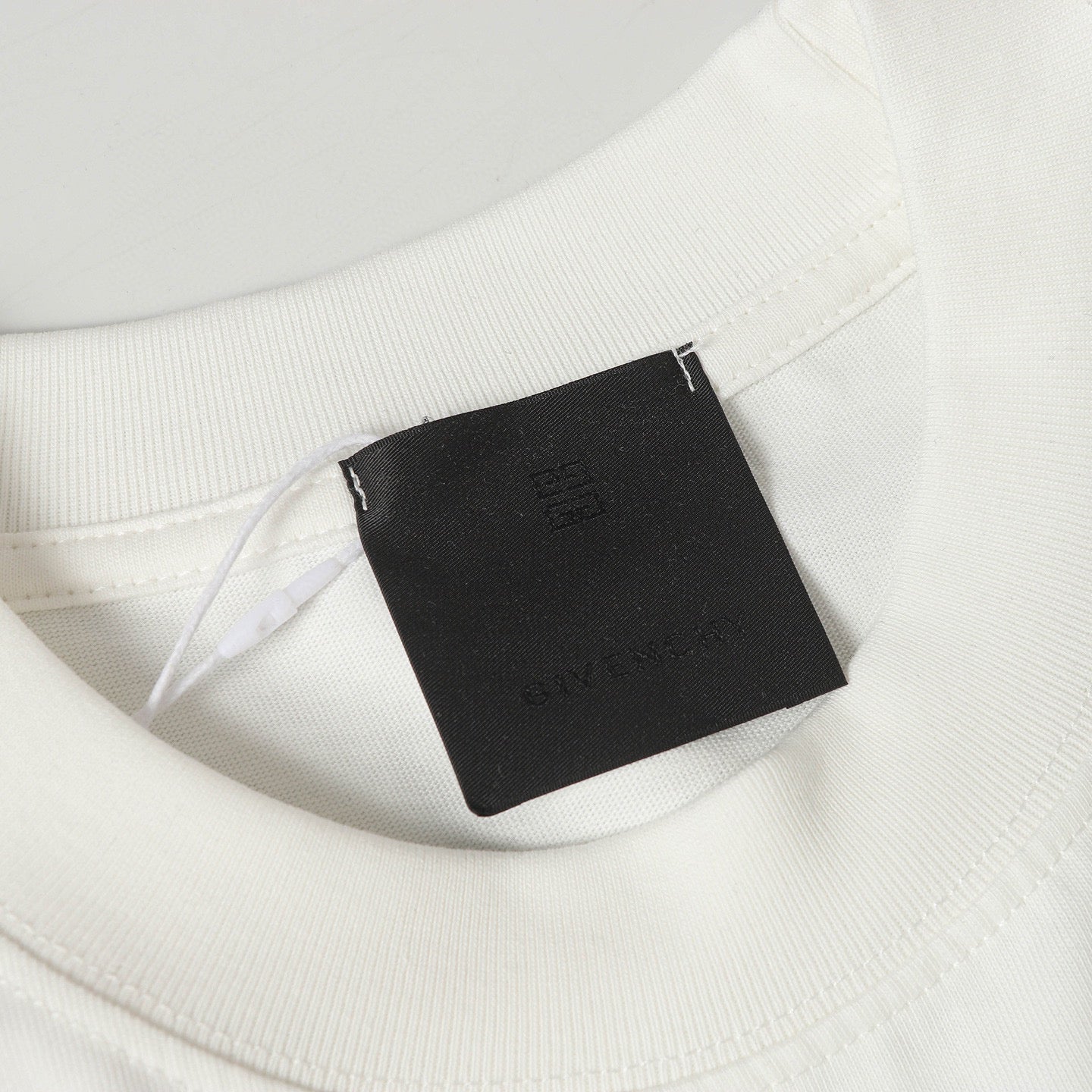 LuxluxHouse Best Quality Clothes Givenchy T-shirt