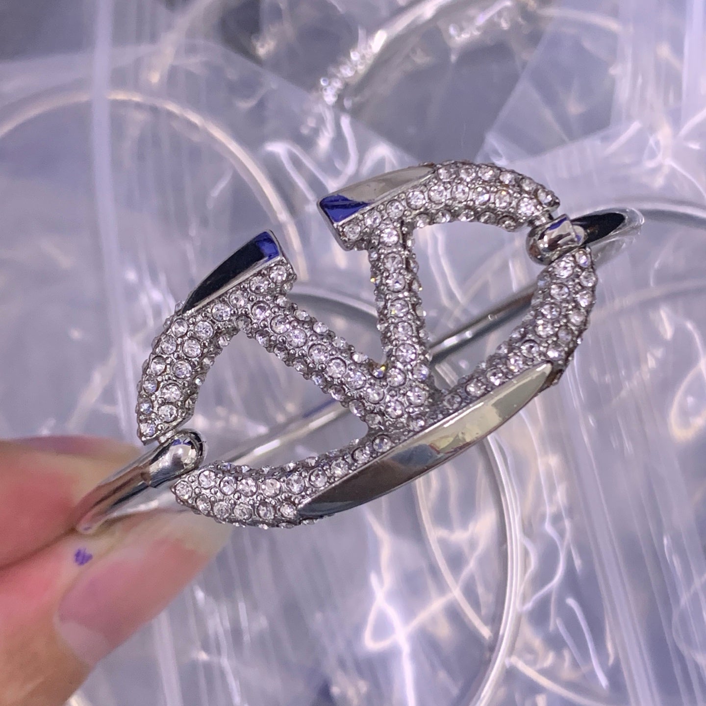 LuxluxHouse Low Price And High Quality Accessories Valentino