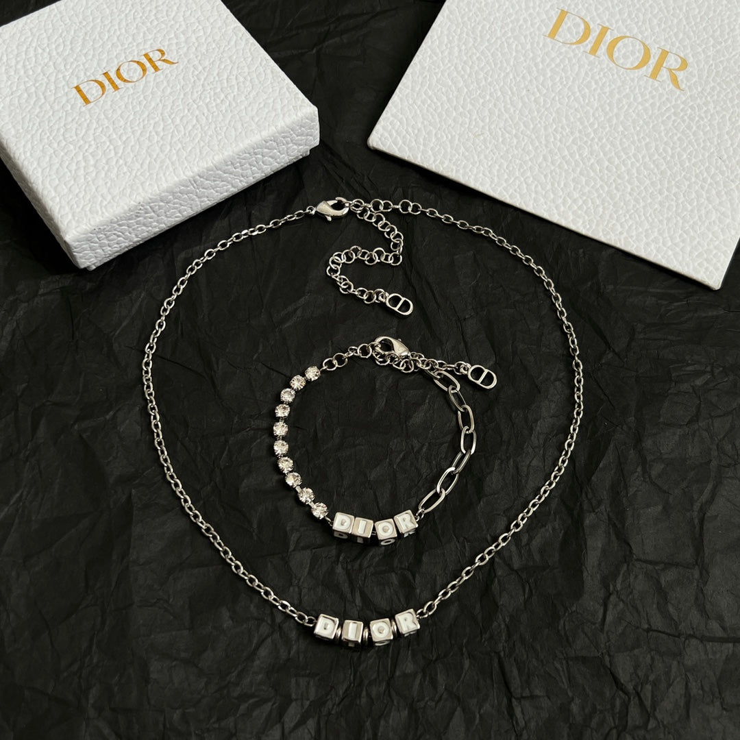 LuxluxHouse Best Quality Accessories Necklace Dior