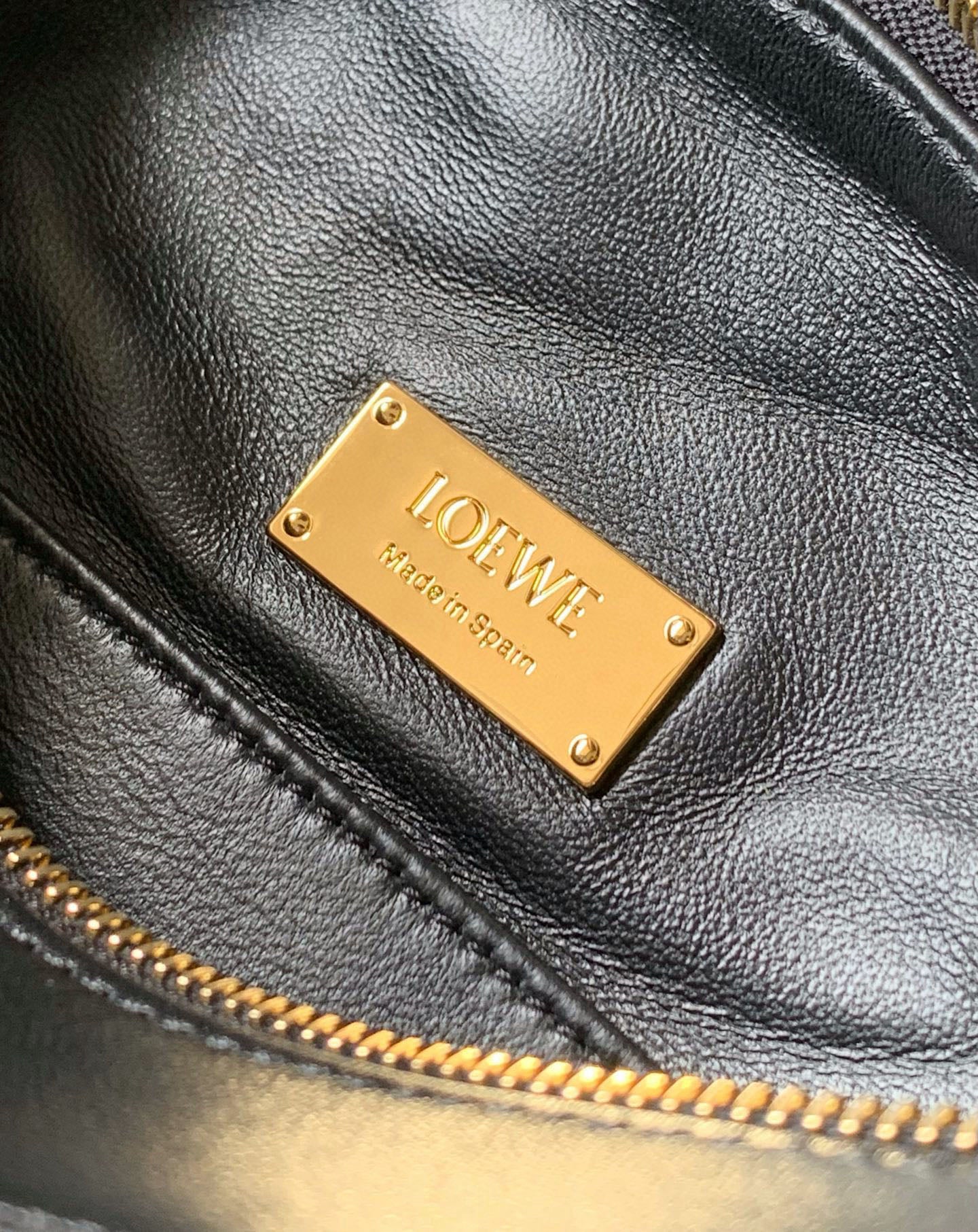 LuxluxHouse Best Quality Bags Loewe Men