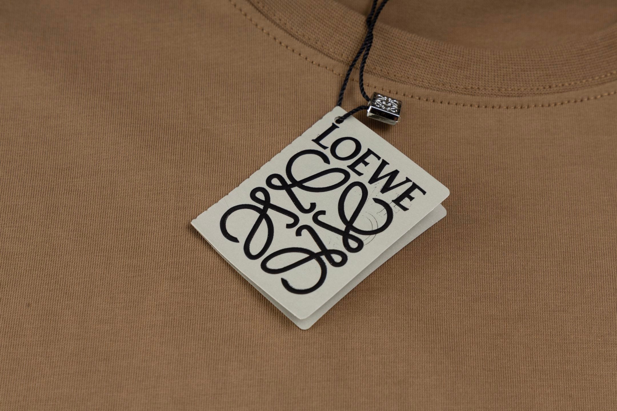 LuxluxHouse Best Quality Clothes T-shirt Loewe