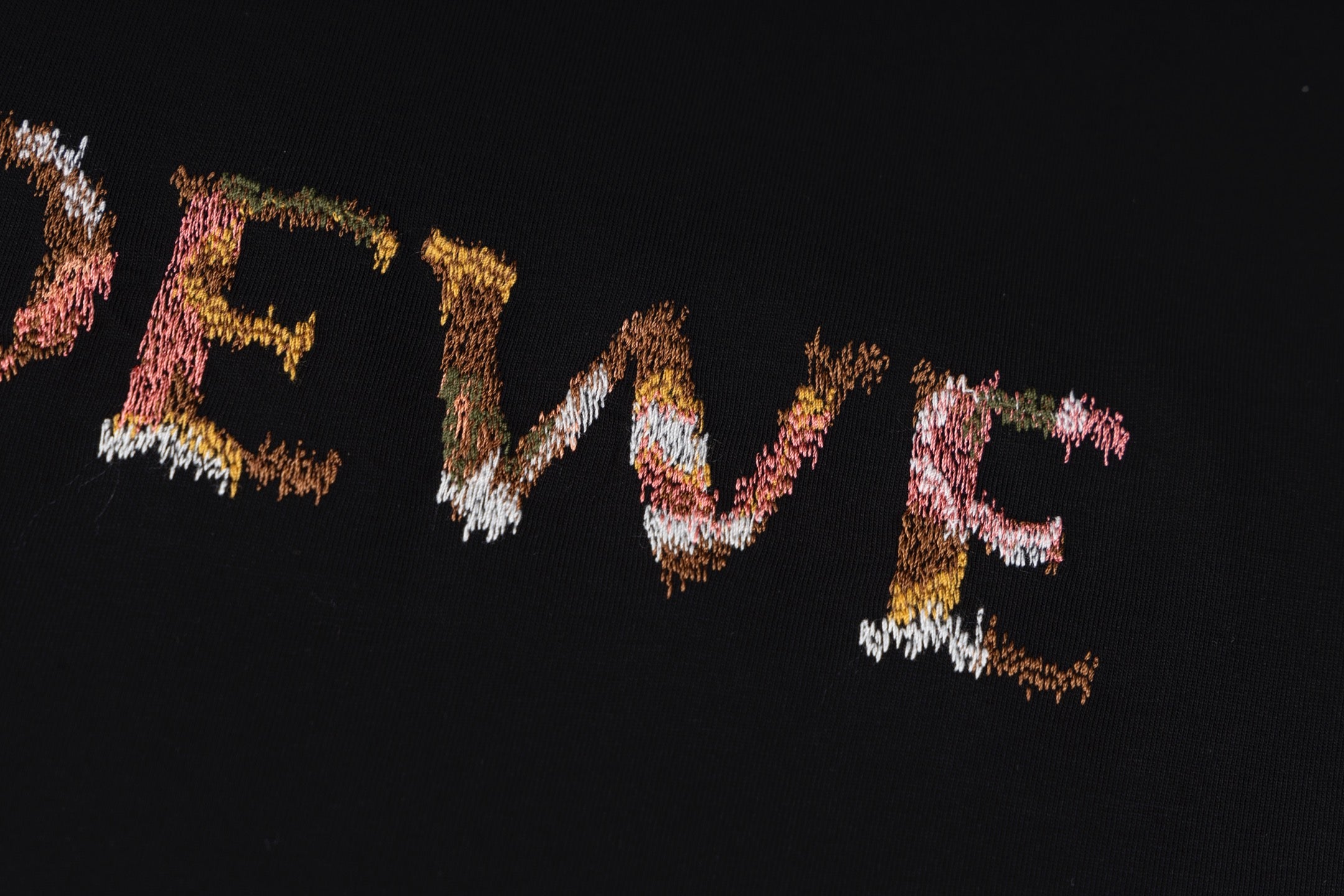 LuxluxHouse Best Quality Clothes T-shirt Loewe