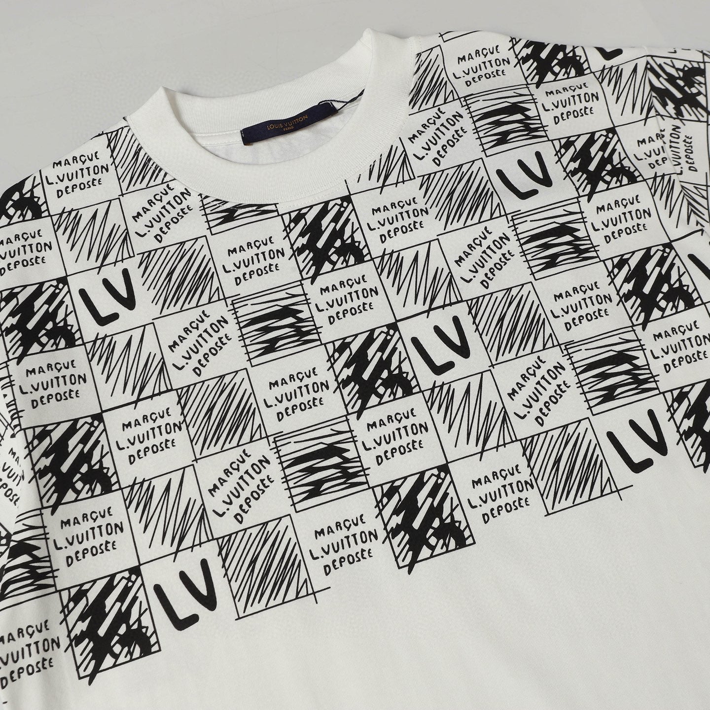 LuxluxHouse Best Quality Clothes T-shirt Louis Vuitton