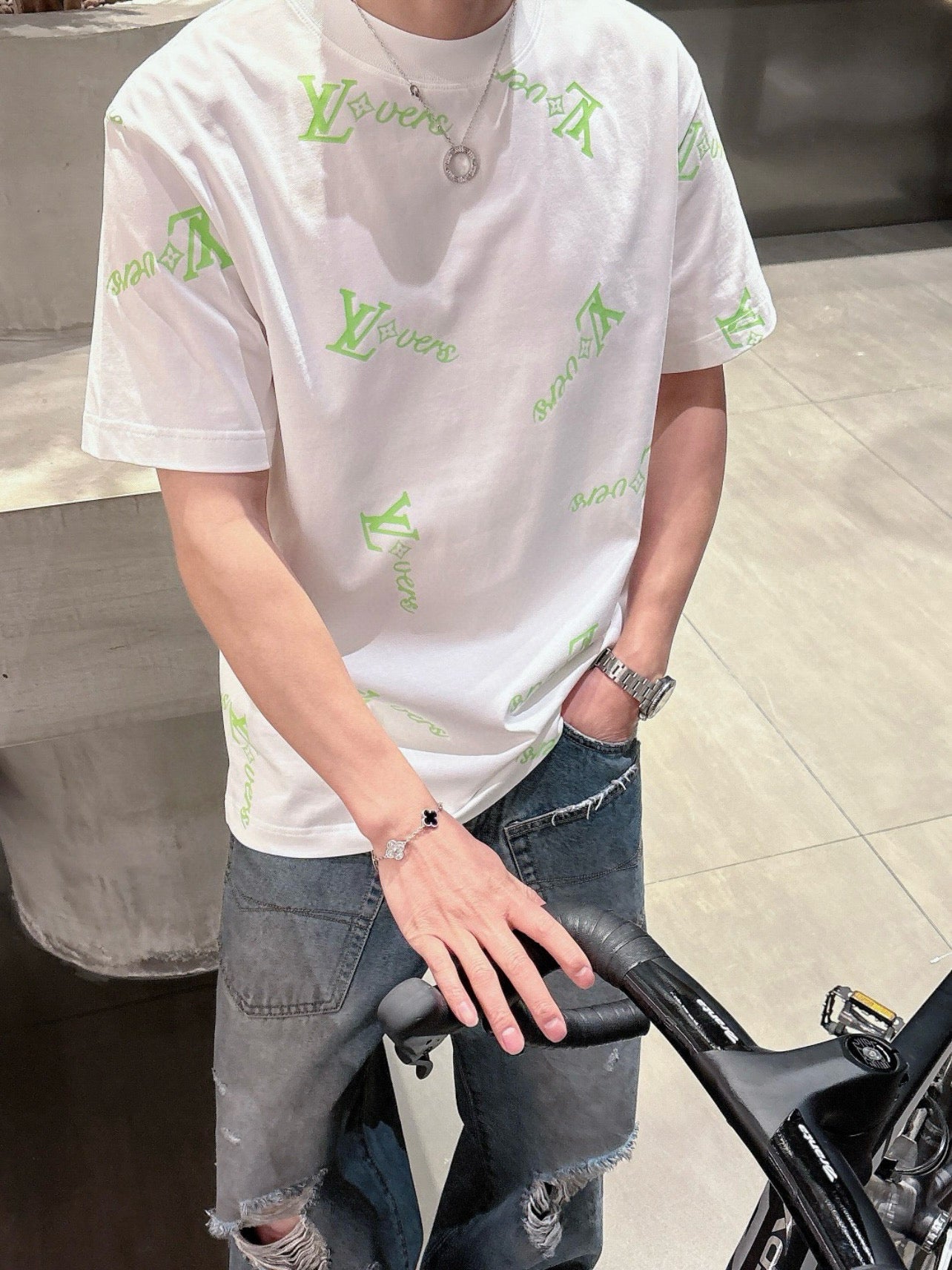 LuxluxHouse Best Quality Clothes T-shirt Louis Vuitton