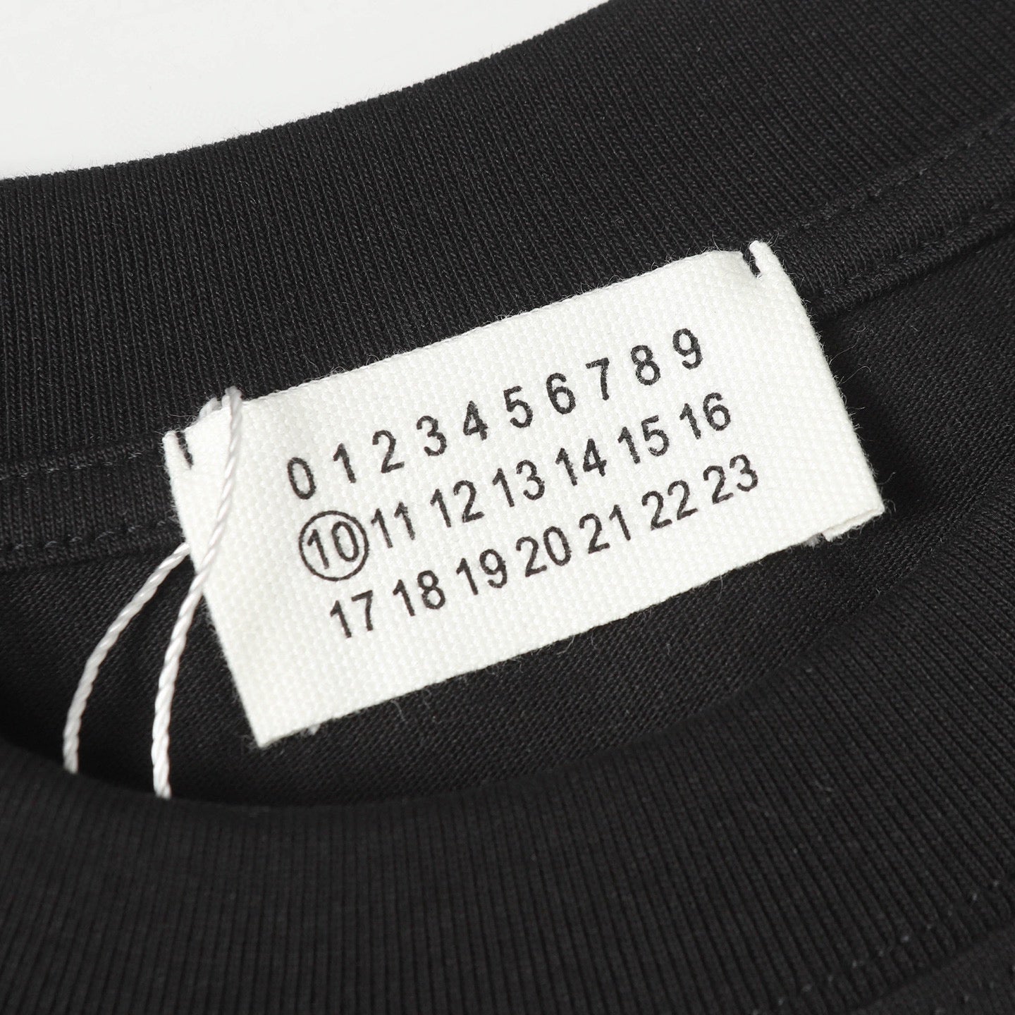 LuxluxHouse Best Quality Clothes T-shirt Chanel & Maison Margiela