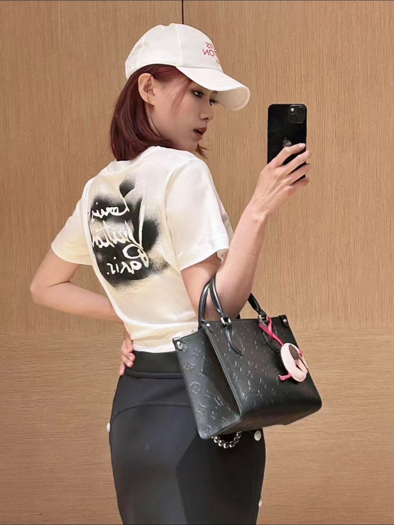 LuxluxHouse Best Quality Clothes T-shirt Louis Vuitton