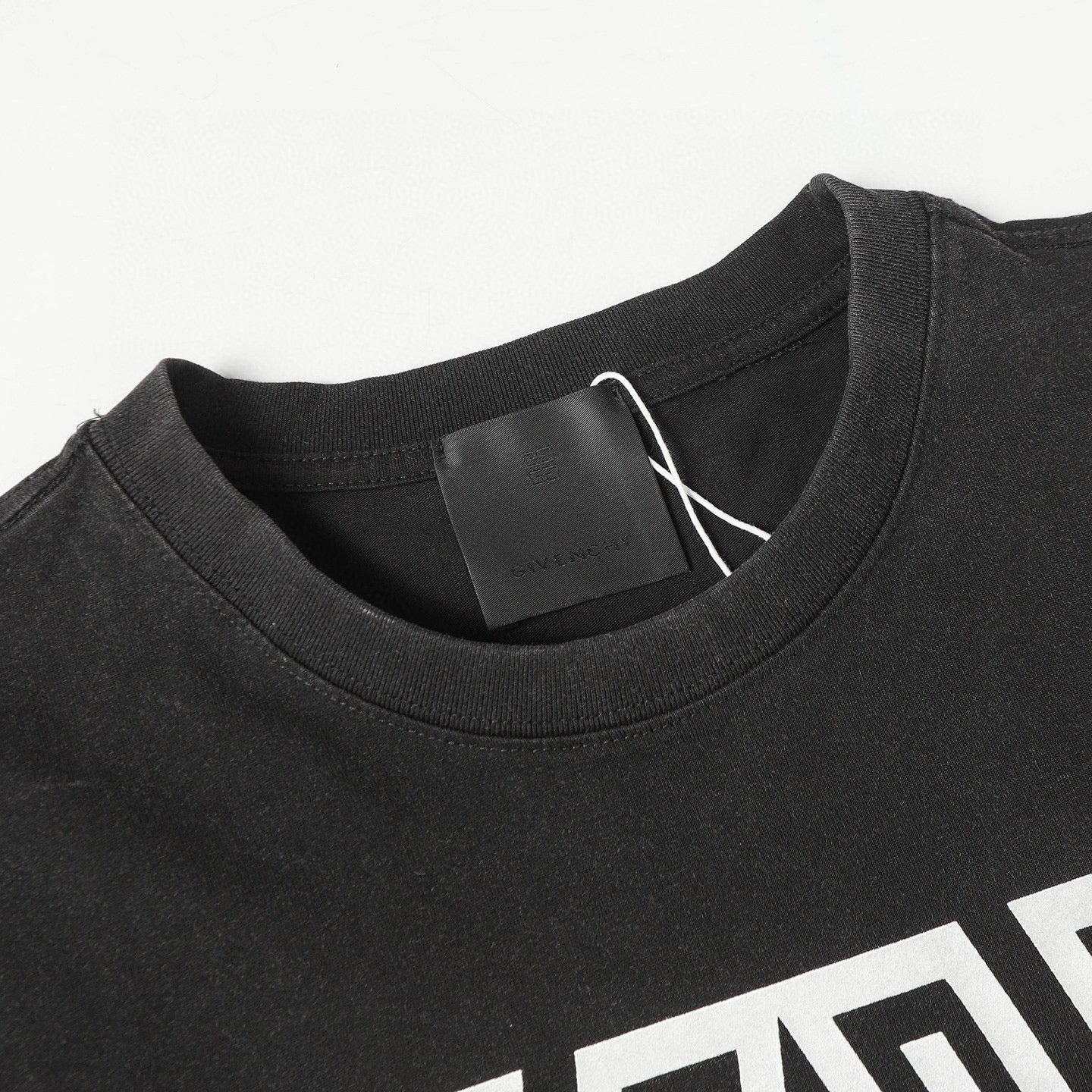 LuxluxHouse Best Quality Clothes Givenchy T-shirt