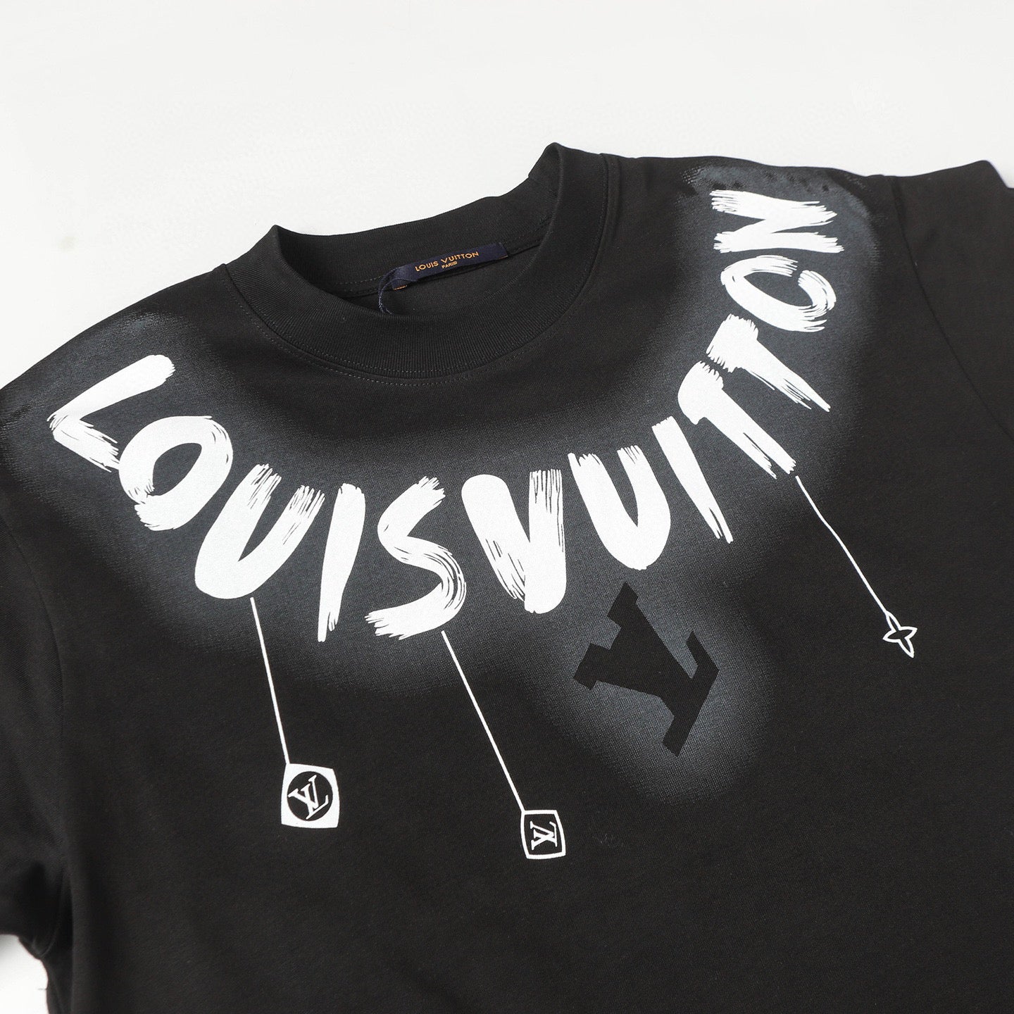 LuxluxHouse Best Quality Clothes T-shirt Louis Vuitton