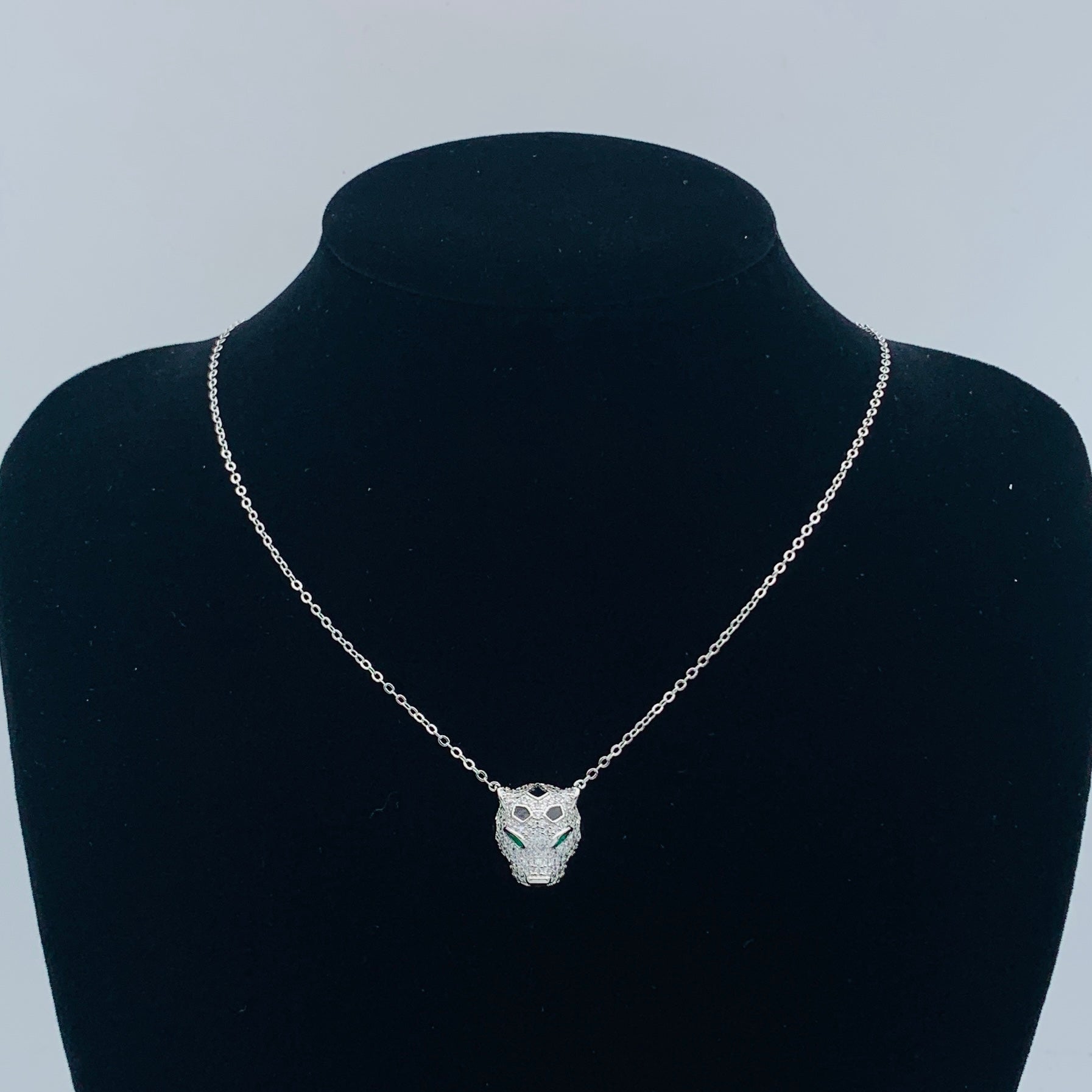 LuxluxHouse Low Price And High Quality Accessories Cartier