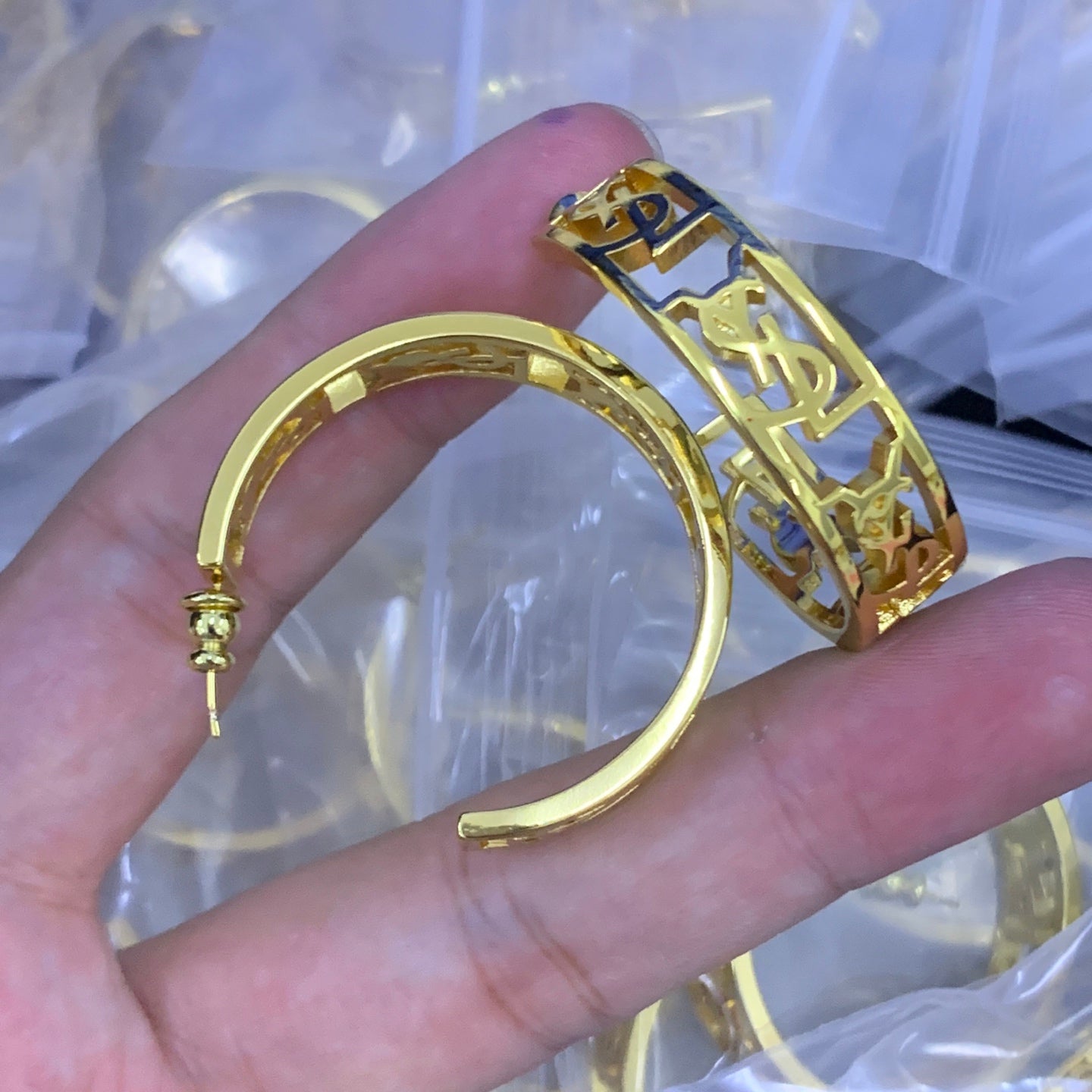 LuxluxHouse Low Price And High Quality Accessories YSL