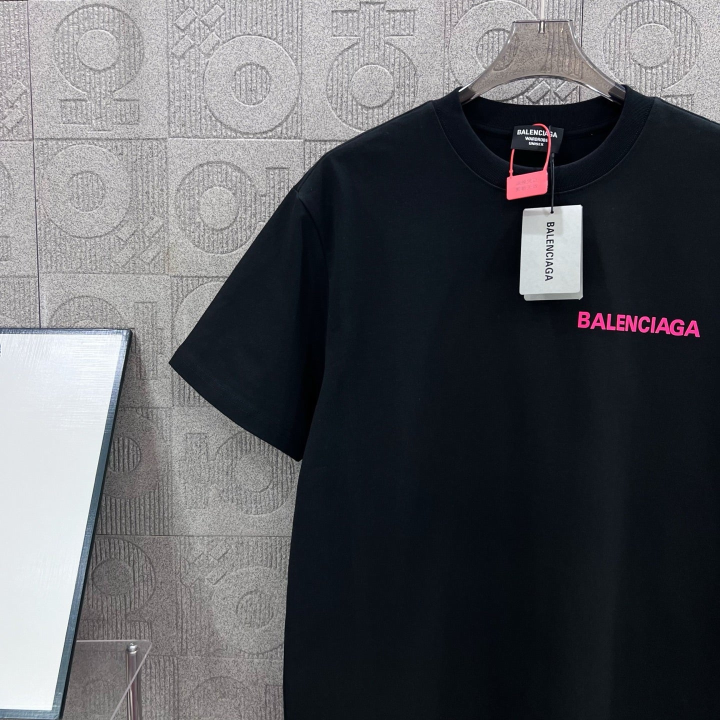 LuxluxHouse Best Quality Clothes Balenciaga T-shirt