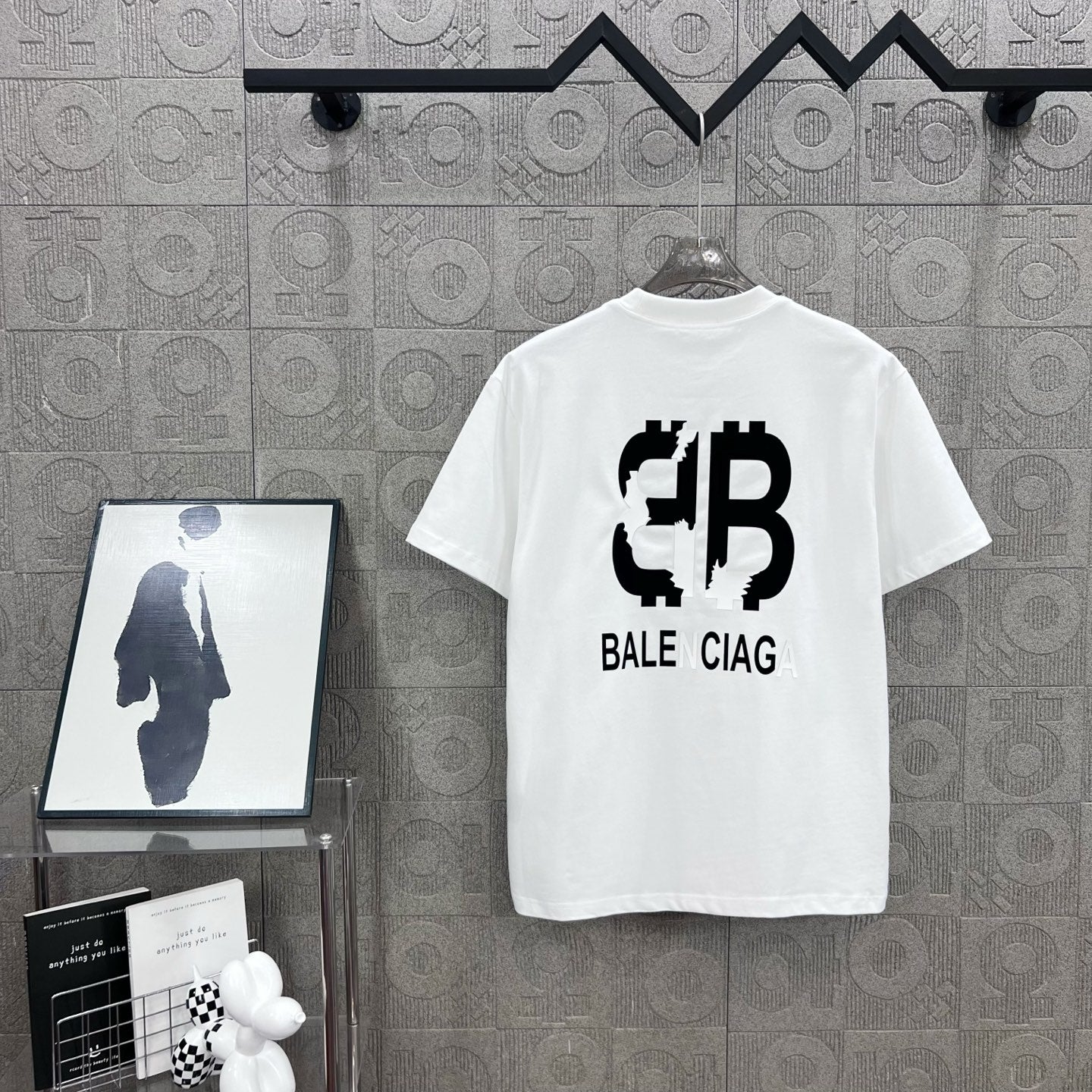 LuxluxHouse Best Quality Clothes Balenciaga T-shirt