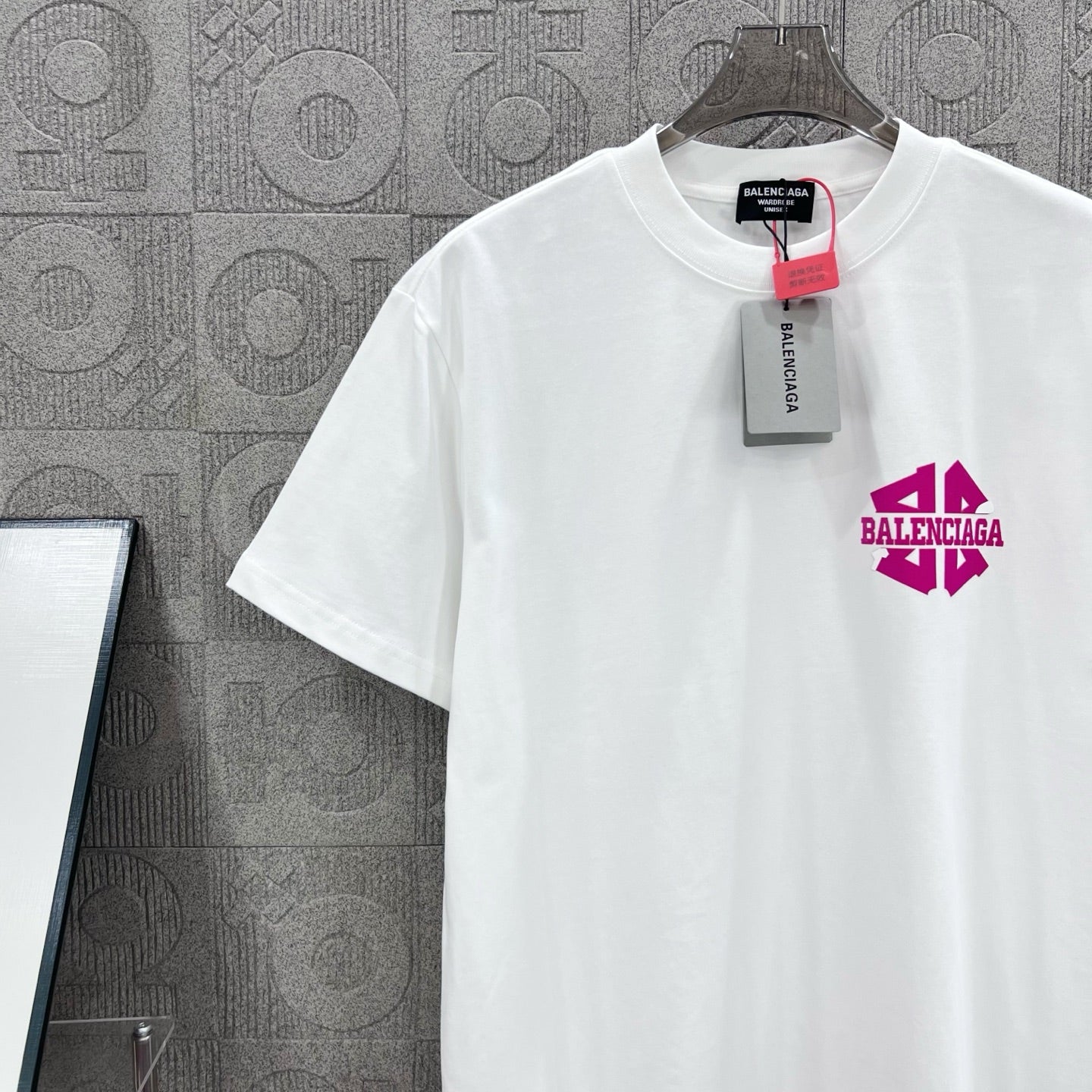 LuxluxHouse Best Quality Clothes Balenciaga T-shirt