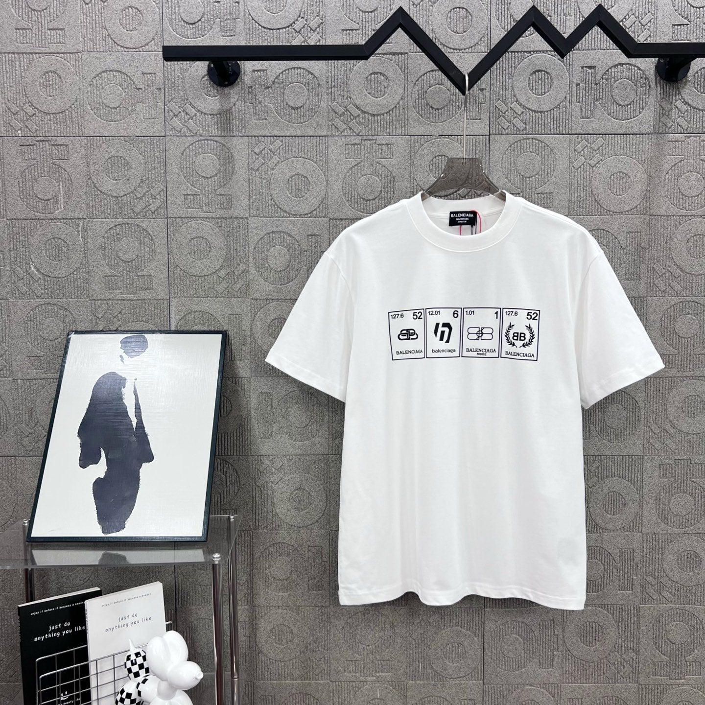 LuxluxHouse Best Quality Clothes Balenciaga T-shirt