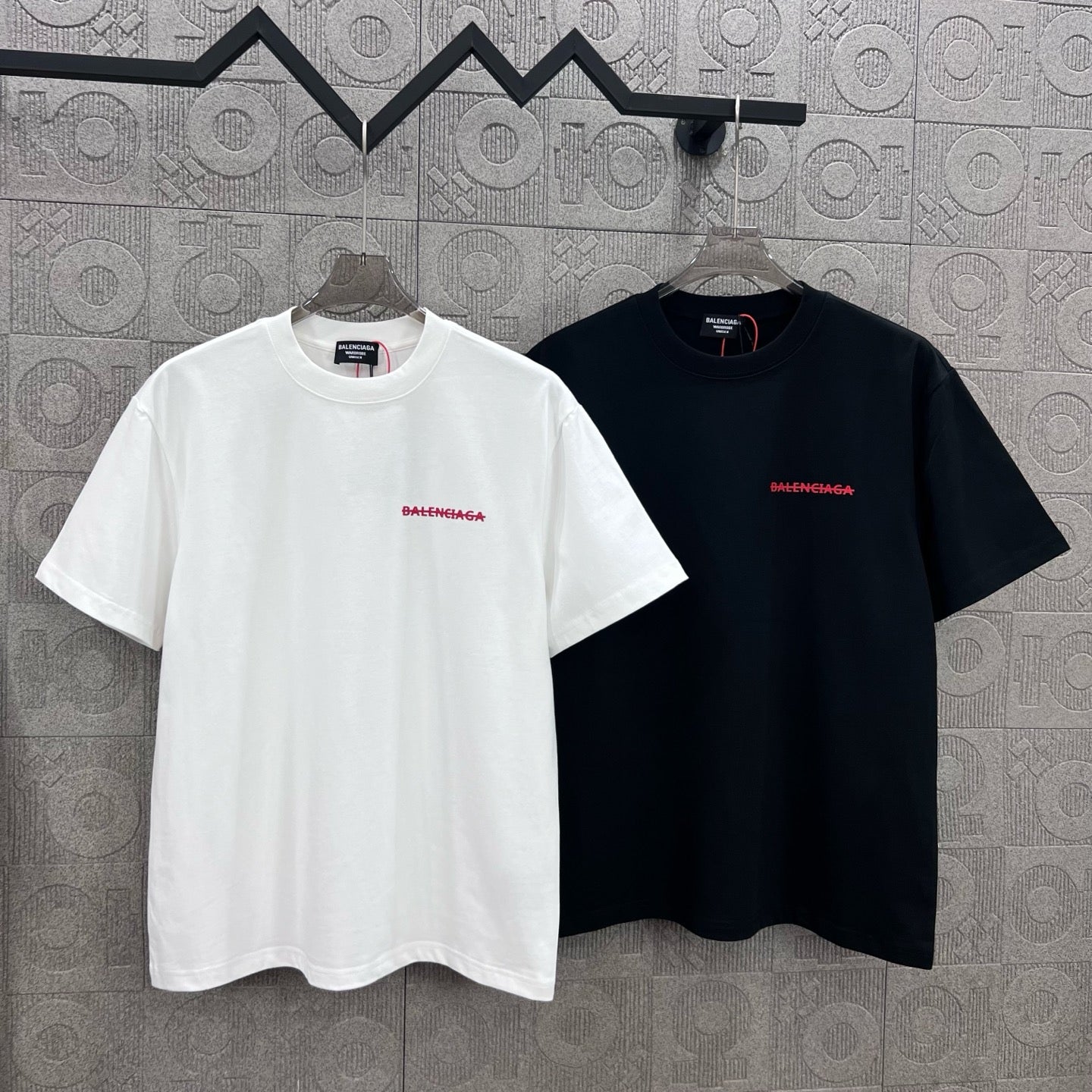 LuxluxHouse Best Quality Clothes Balenciaga T-shirt