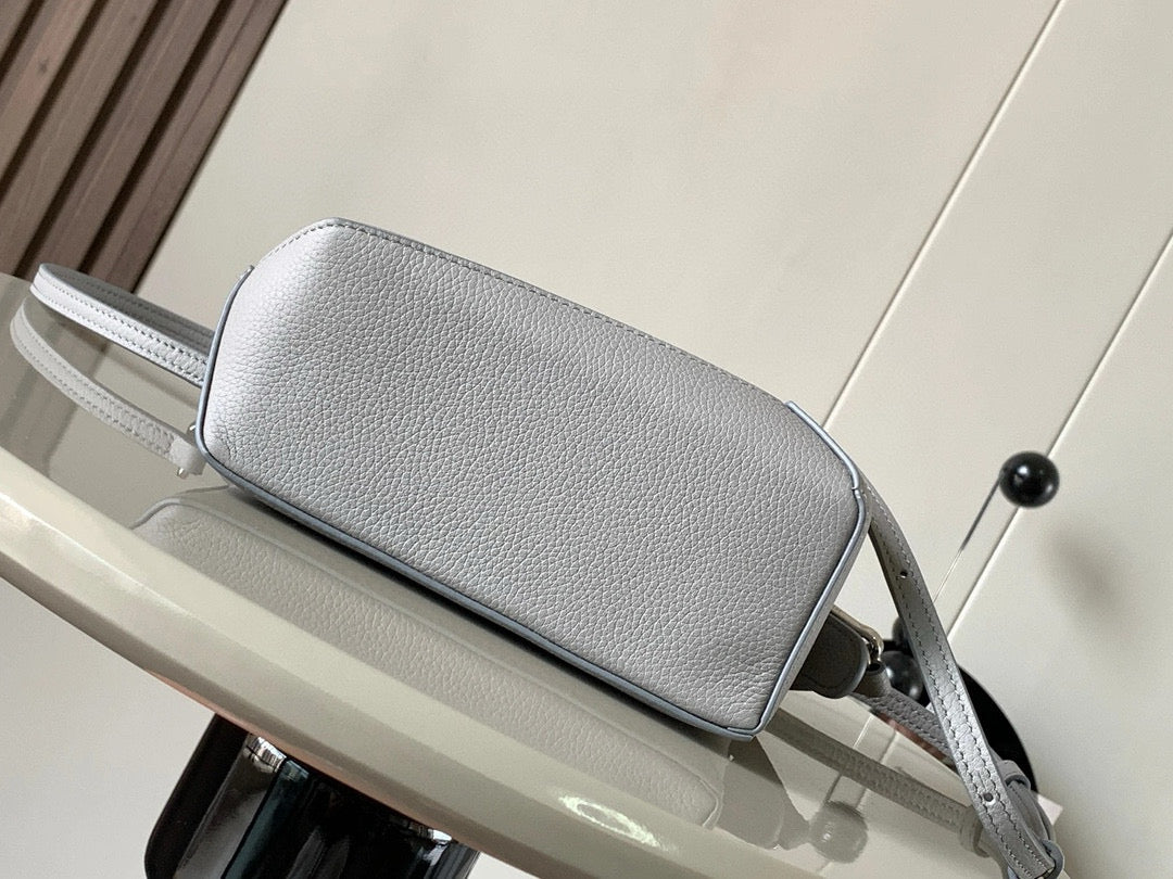 LuxluxHouse Best Quality Bags Loewe Men