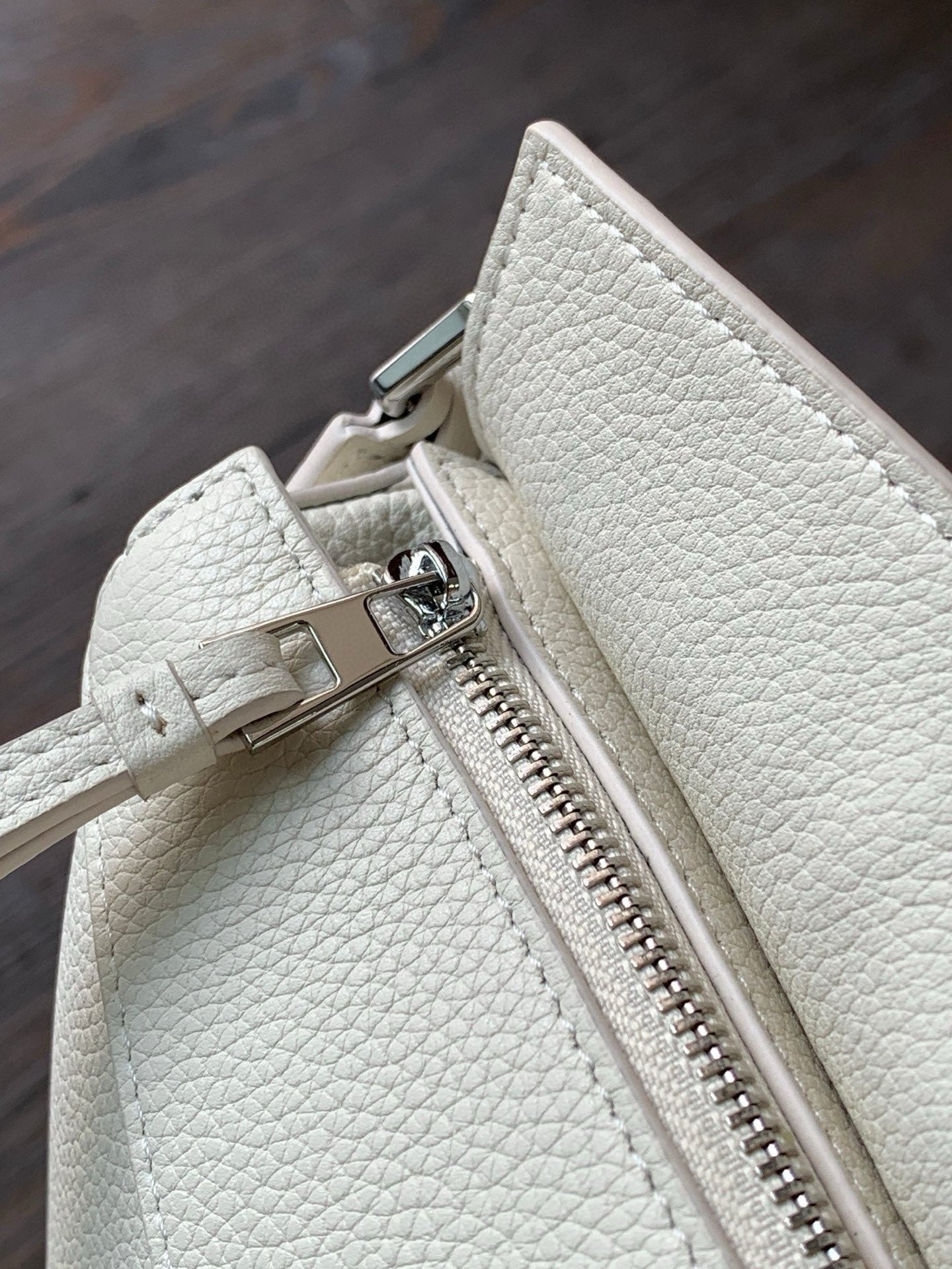 LuxluxHouse Best Quality Bags Loewe Men