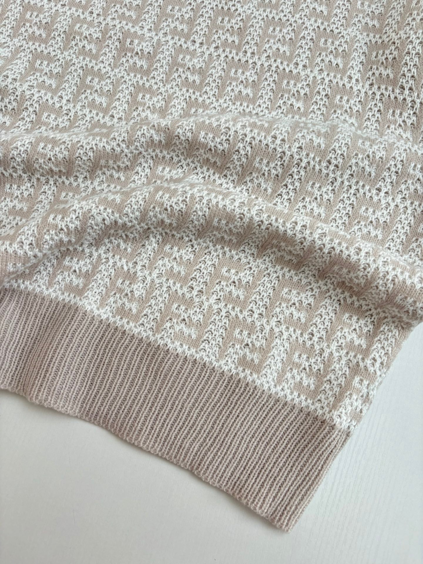 LuxluxHouse Best Quality Clothes Fendi Hoodie & Sweater