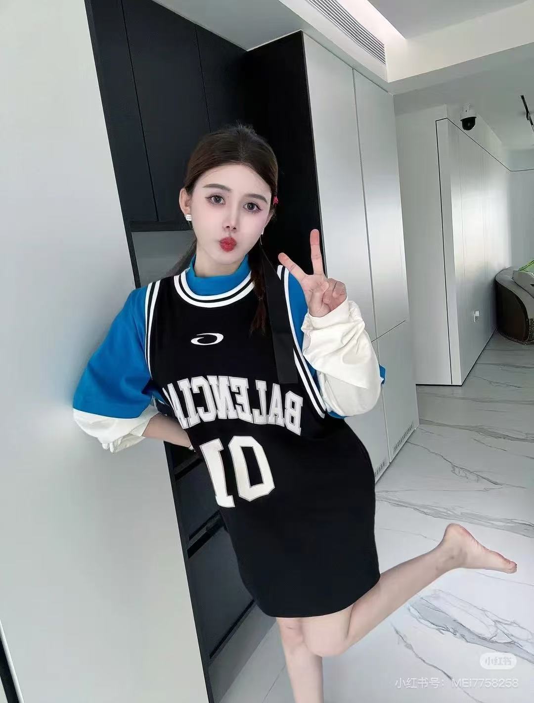 LuxluxHouse Best Quality Clothes Balenciaga T-shirt