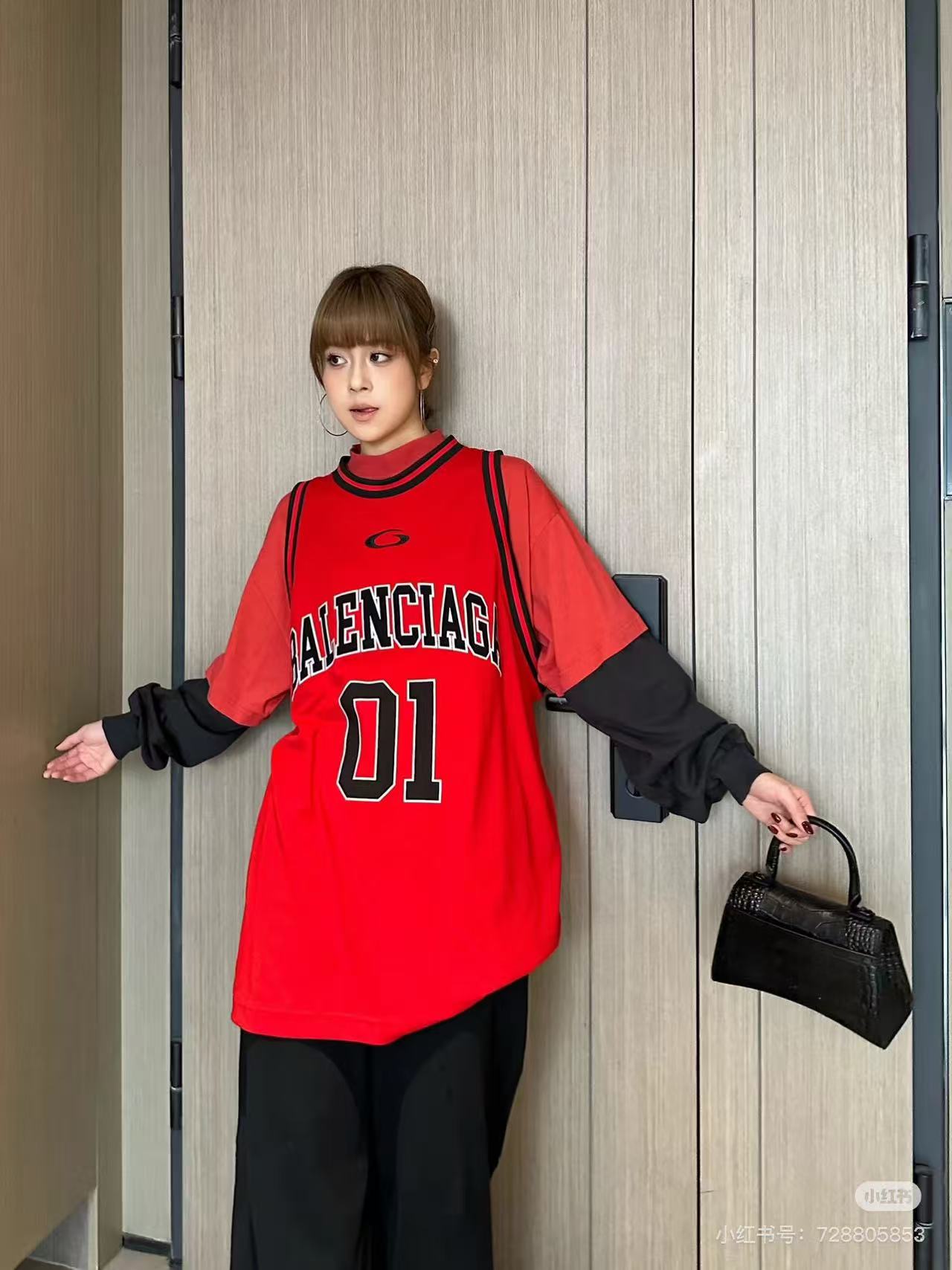 LuxluxHouse Best Quality Clothes Balenciaga T-shirt