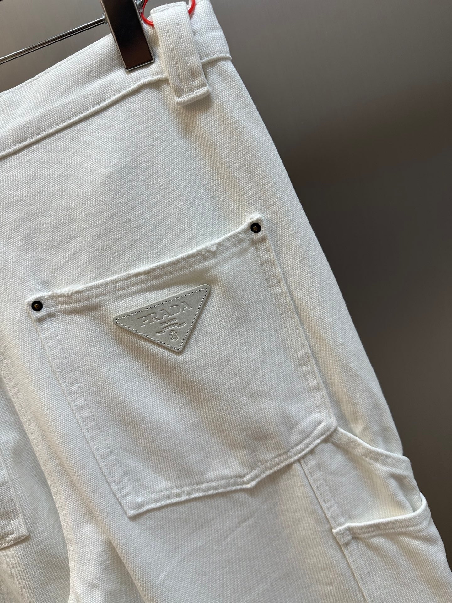 LuxluxHouse Best Quality Clothes Pants Prada