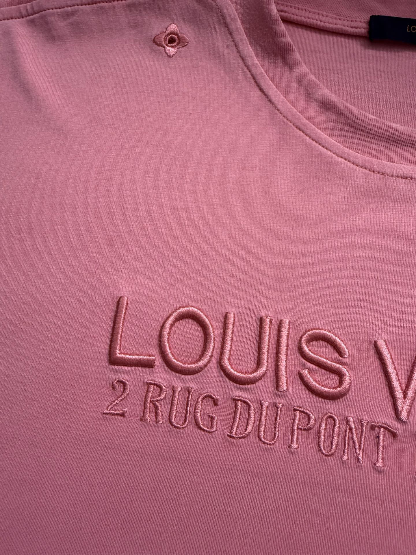 LuxluxHouse Best Quality Clothes T-shirt Louis Vuitton