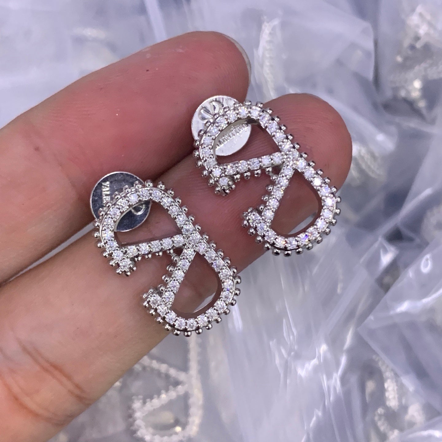 LuxluxHouse Low Price And High Quality Accessories Valentino