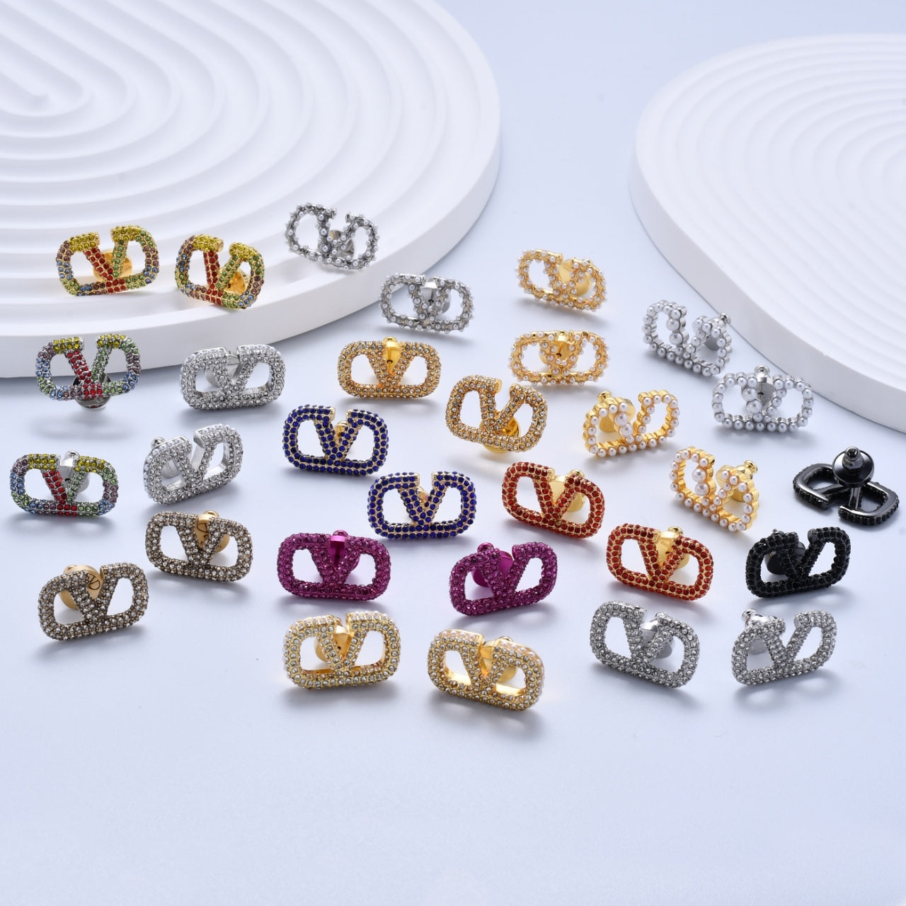 LuxluxHouse Low Price And High Quality Accessories Valentino