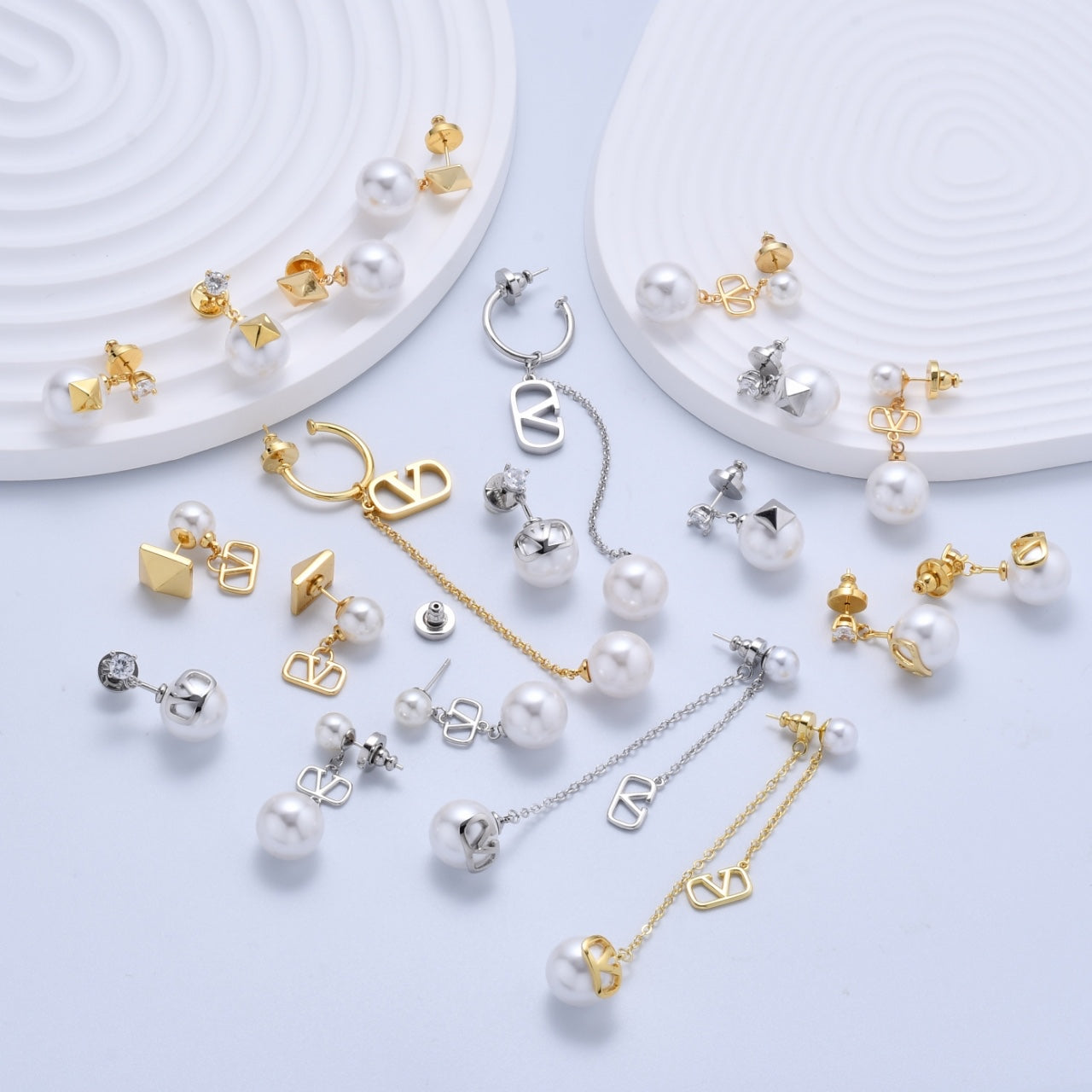 LuxluxHouse Low Price And High Quality Accessories Valentino