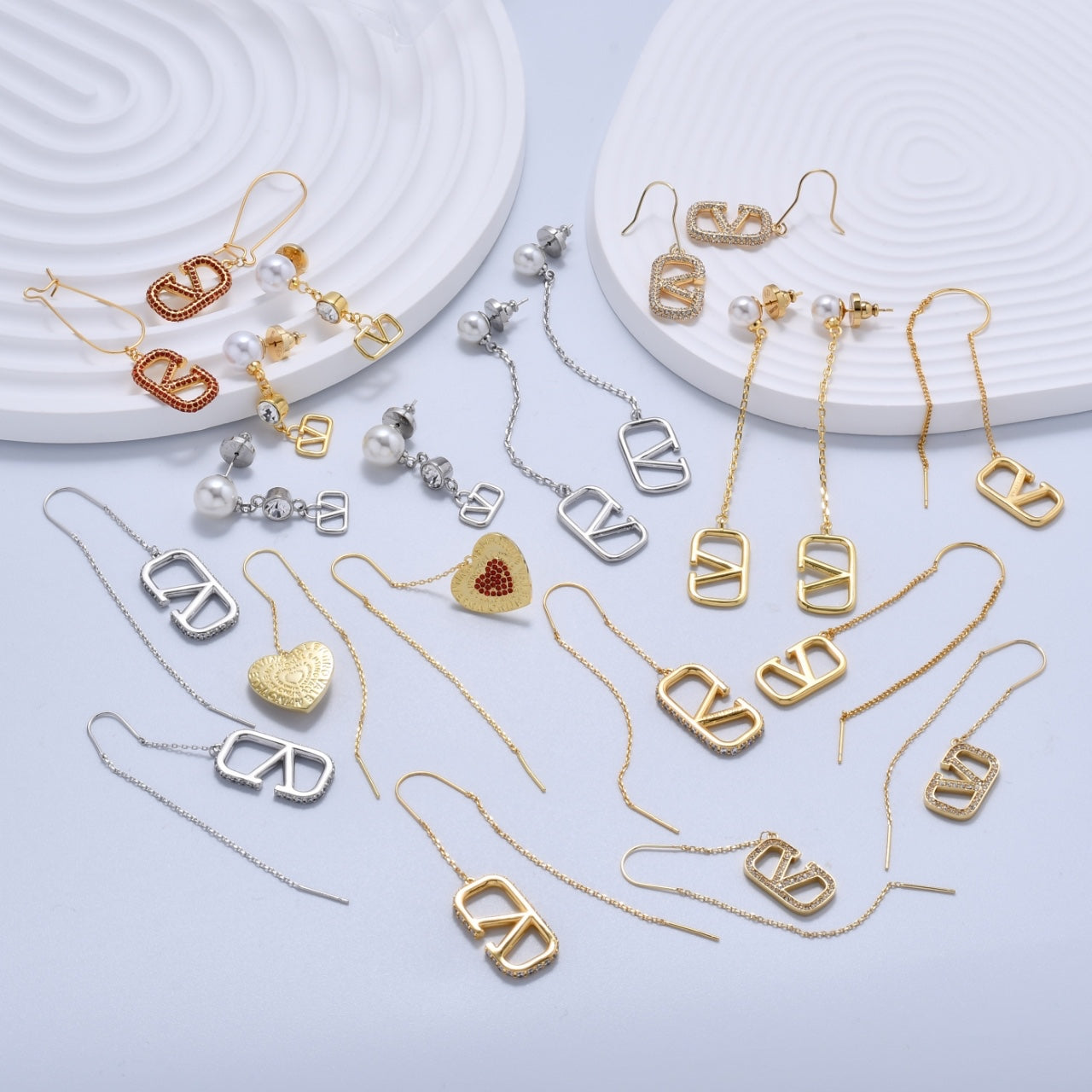 LuxluxHouse Low Price And High Quality Accessories Valentino