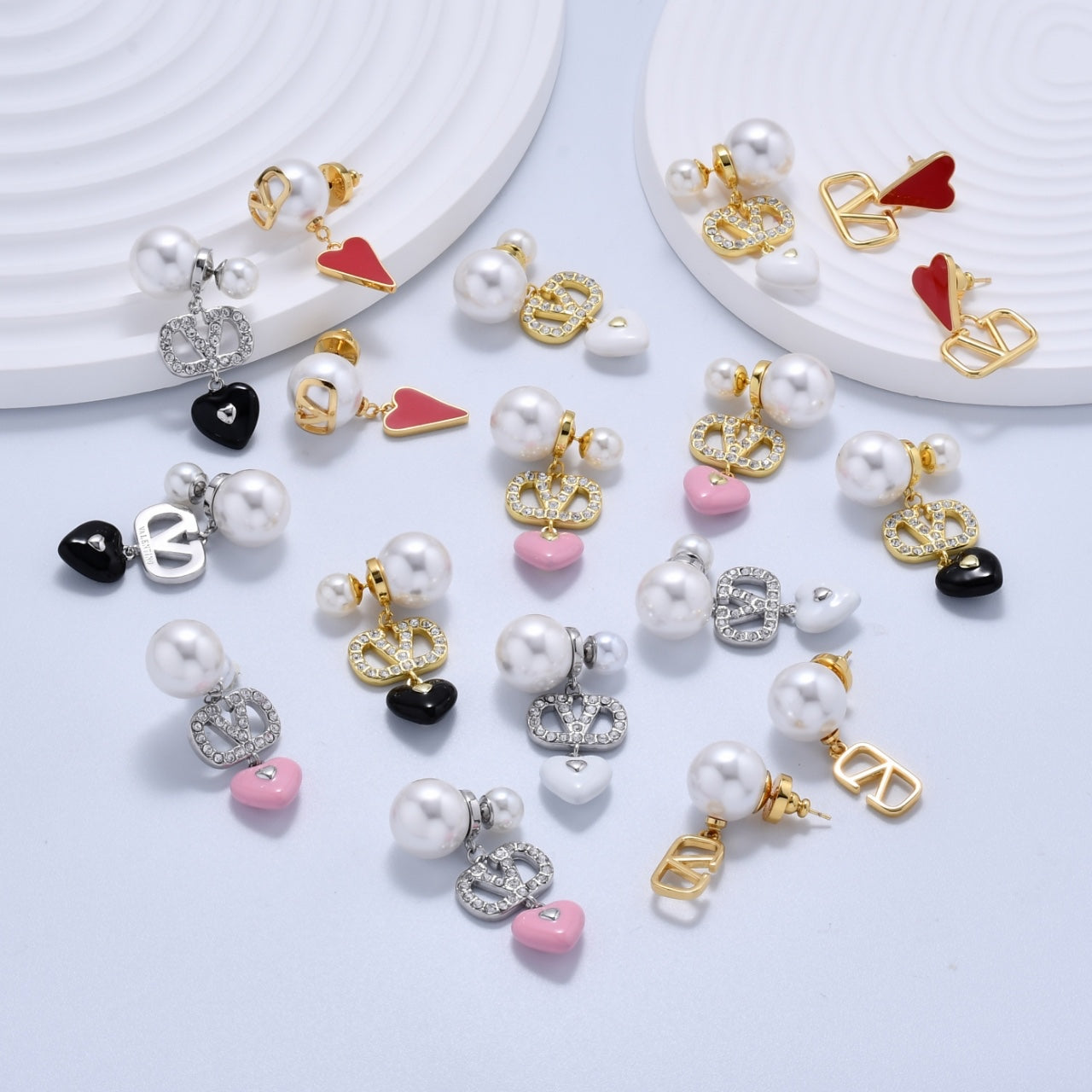 LuxluxHouse Low Price And High Quality Accessories Valentino