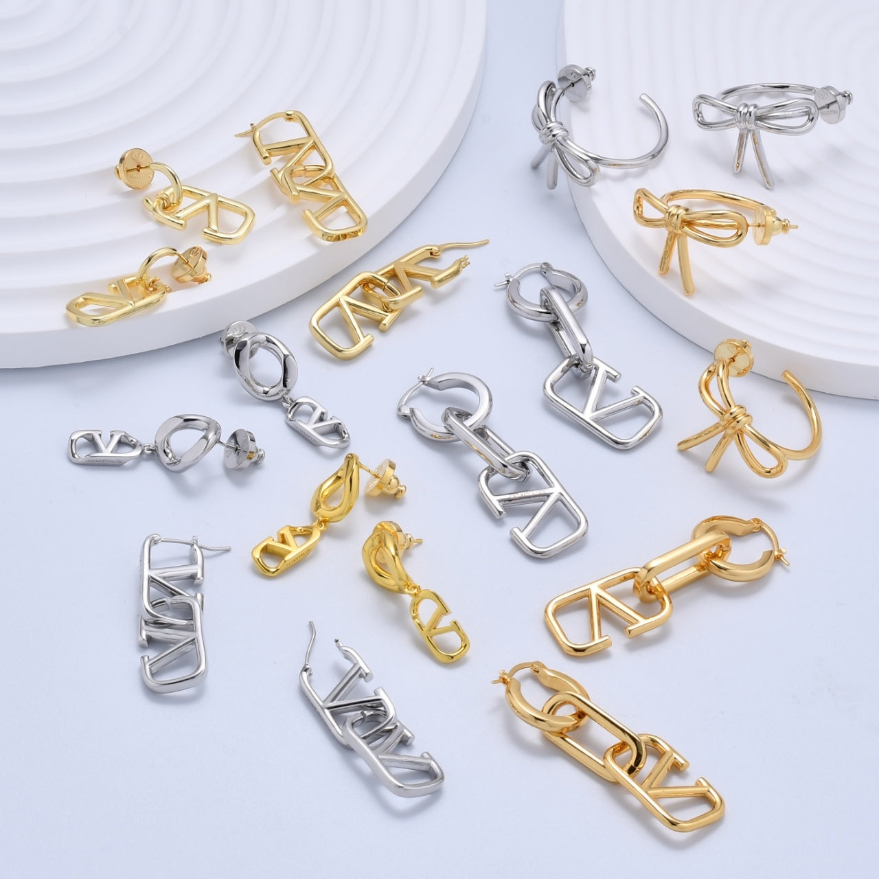 LuxluxHouse Low Price And High Quality Accessories Valentino