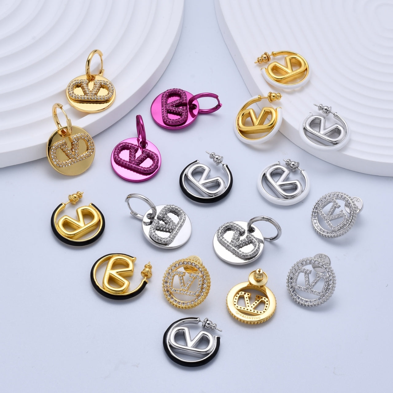 LuxluxHouse Low Price And High Quality Accessories Valentino