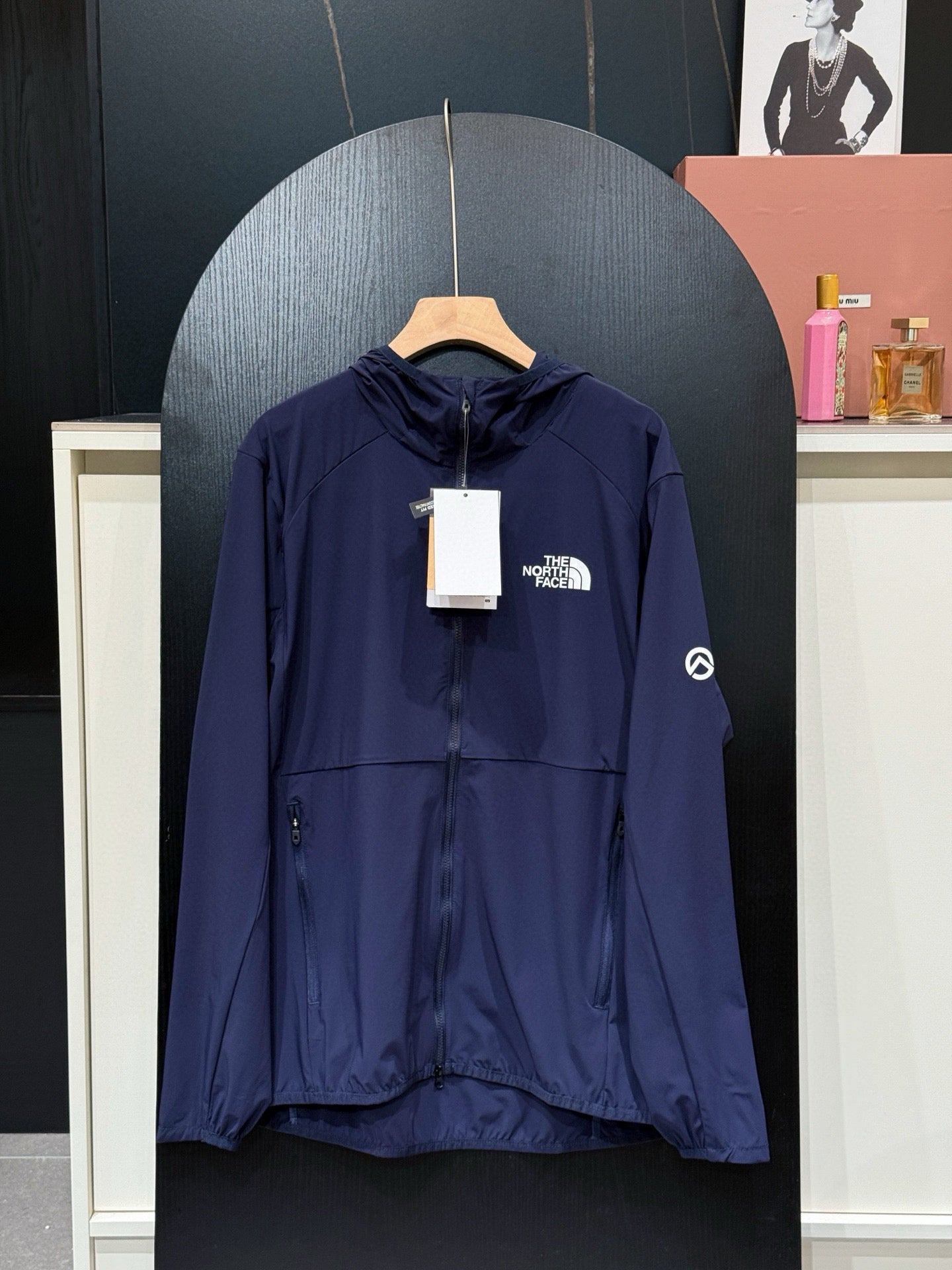 LuxluxHouse Best Quality Clothes The North Face & MLB Coats & Jackets